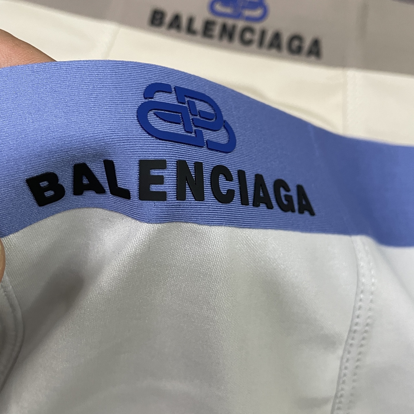 🔥🔥🔥专柜新品！巴黎世家时尚男士内裤！ 外贸公司合作订单，经典立体硅胶lougo印标，轻薄透设计，采用进