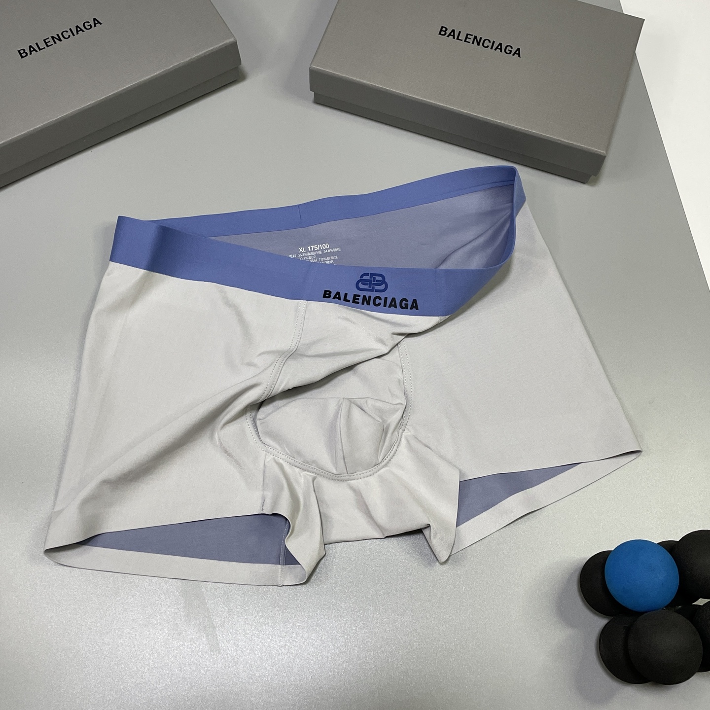 🔥🔥🔥专柜新品！巴黎世家时尚男士内裤！ 外贸公司合作订单，经典立体硅胶lougo印标，轻薄透设计，采用进