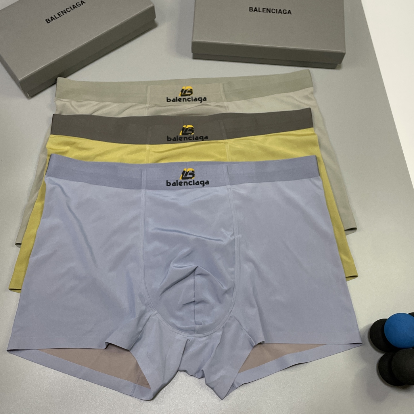 🔥🔥🔥新品！巴黎世家男士内裤！ 外贸公司合作订单，经典立体硅胶logo印标 轻薄透设计，采用进口双面冰丝