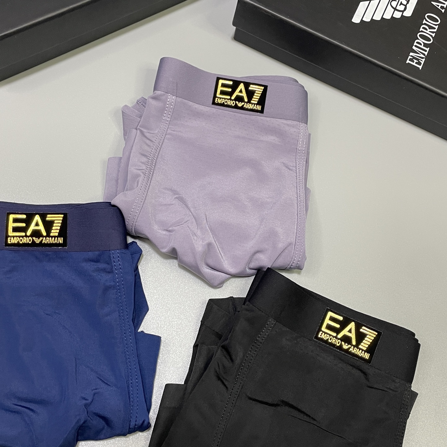 🔥🔥🔥新品！阿玛尼男士内裤！ 外贸公司合作订单，经典立体硅胶烫金logo印标 轻薄透设计，采用进口冰丝轻