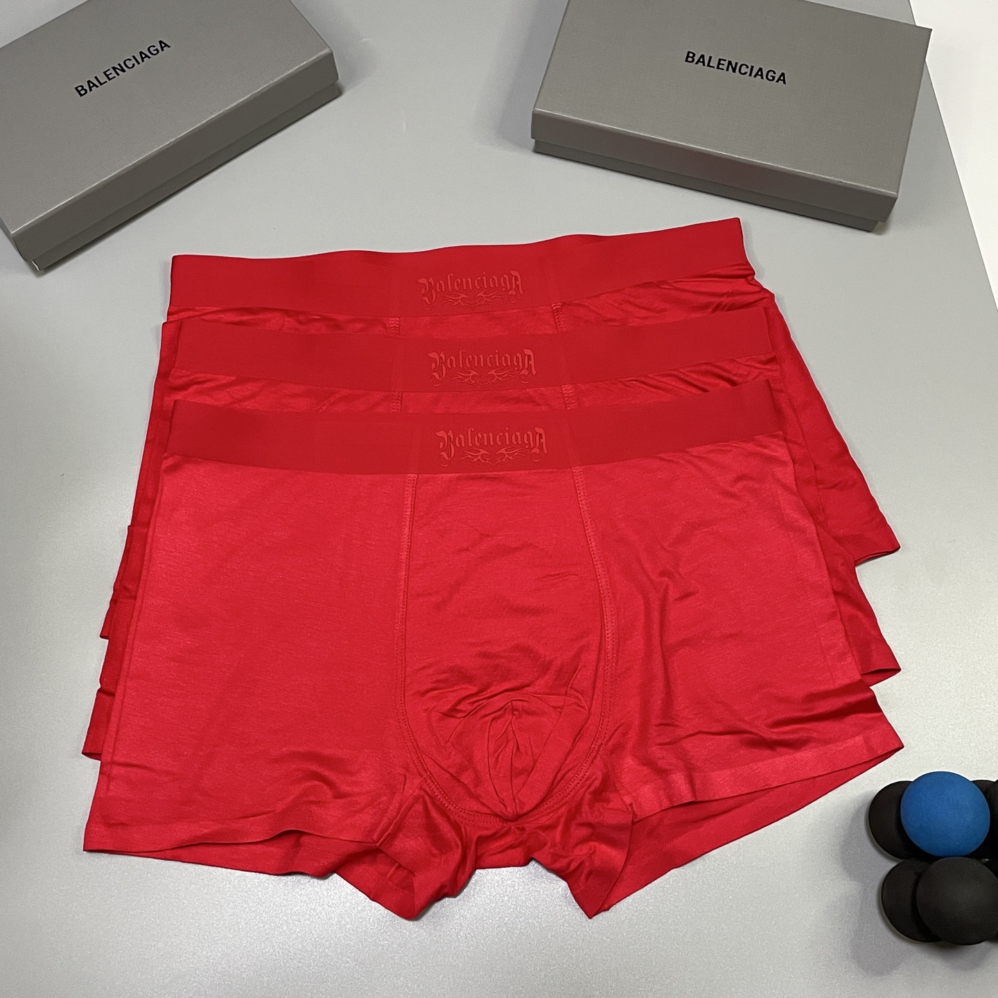 本命年 🔥🔥🔥新品！巴黎世家时尚男士内裤！ 外贸公司合作订单，经典立体硅胶logo印标 轻薄透设计，采用
