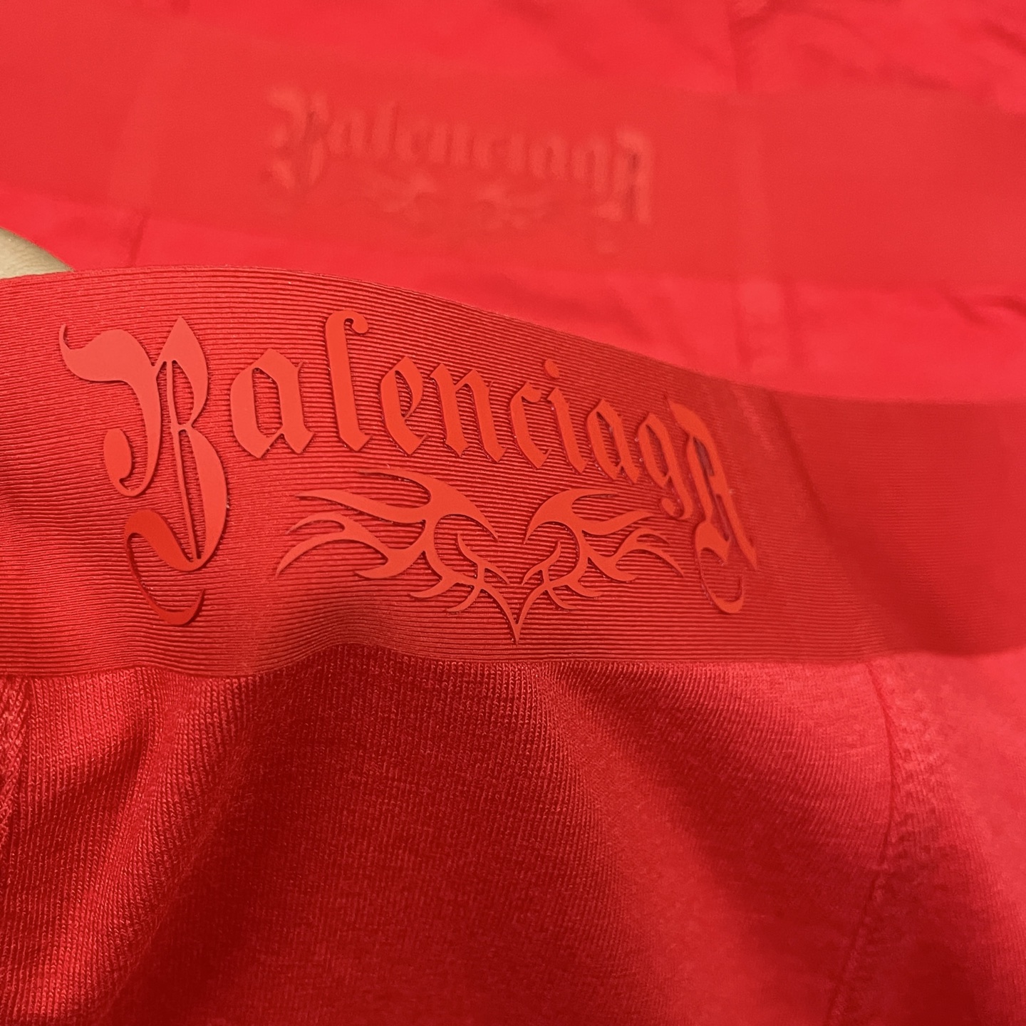 本命年 🔥🔥🔥新品！巴黎世家时尚男士内裤！ 外贸公司合作订单，经典立体硅胶logo印标 轻薄透设计，采用