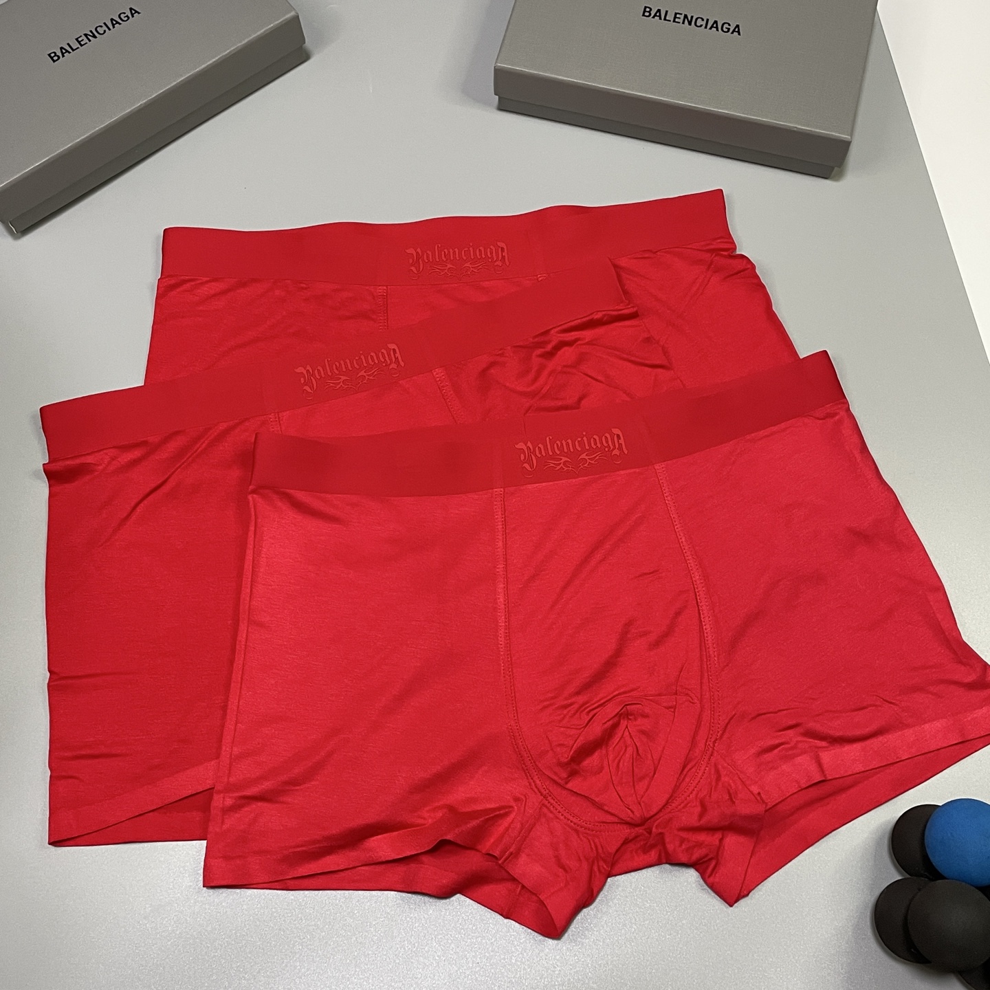 本命年 🔥🔥🔥新品！巴黎世家时尚男士内裤！ 外贸公司合作订单，经典立体硅胶logo印标 轻薄透设计，采用