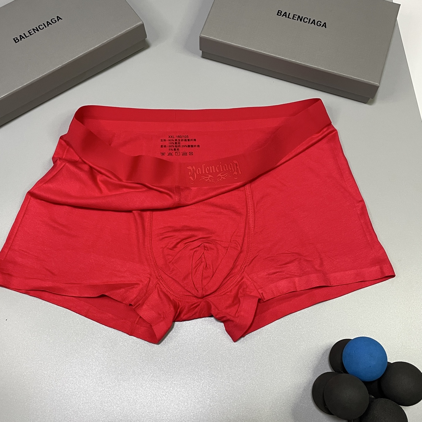 本命年 🔥🔥🔥新品！巴黎世家时尚男士内裤！ 外贸公司合作订单，经典立体硅胶logo印标 轻薄透设计，采用