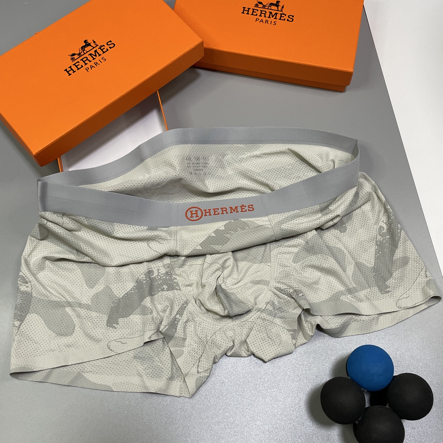 🔥🔥🔥新品！爱马仕男士内裤！ 外贸公司合作订单，经典立体硅胶logo印标 轻薄透设计，采用进口冰丝轻薄透