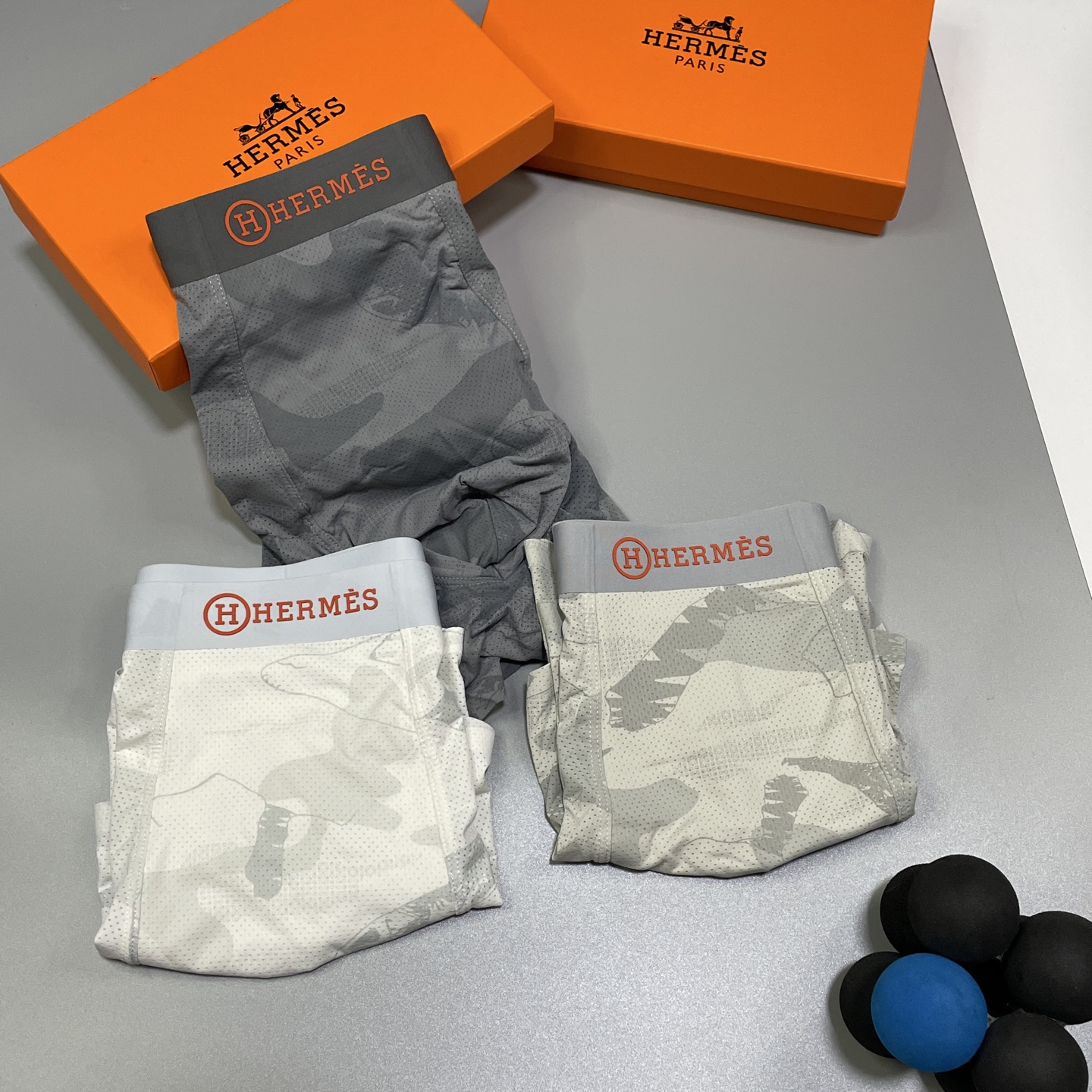 🔥🔥🔥新品！爱马仕男士内裤！ 外贸公司合作订单，经典立体硅胶logo印标 轻薄透设计，采用进口冰丝轻薄透