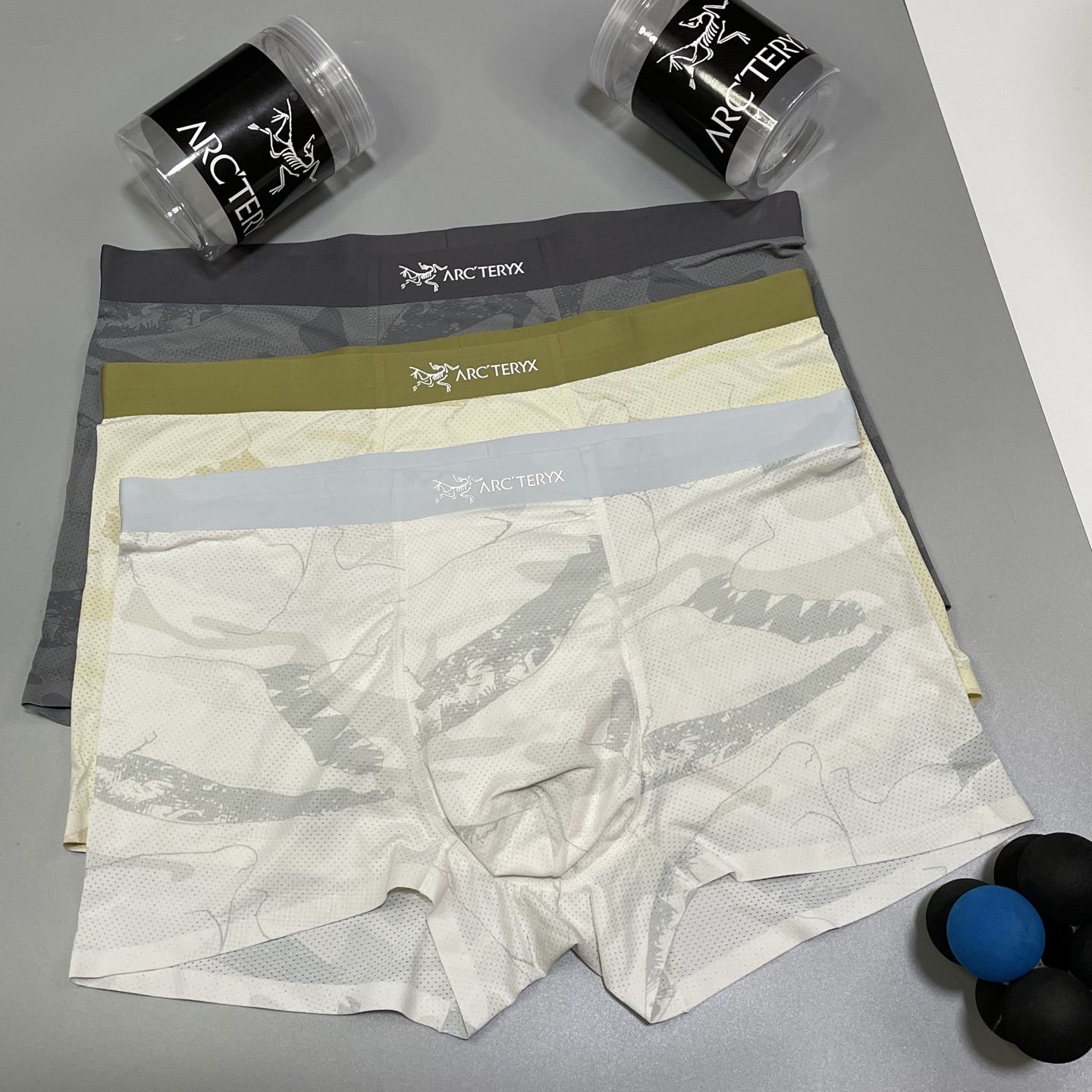 🔥🔥🔥新品！始祖鸟男士内裤！ 外贸公司合作订单，经典立体硅胶logo印标 轻薄透设计，采用进口冰丝轻薄透