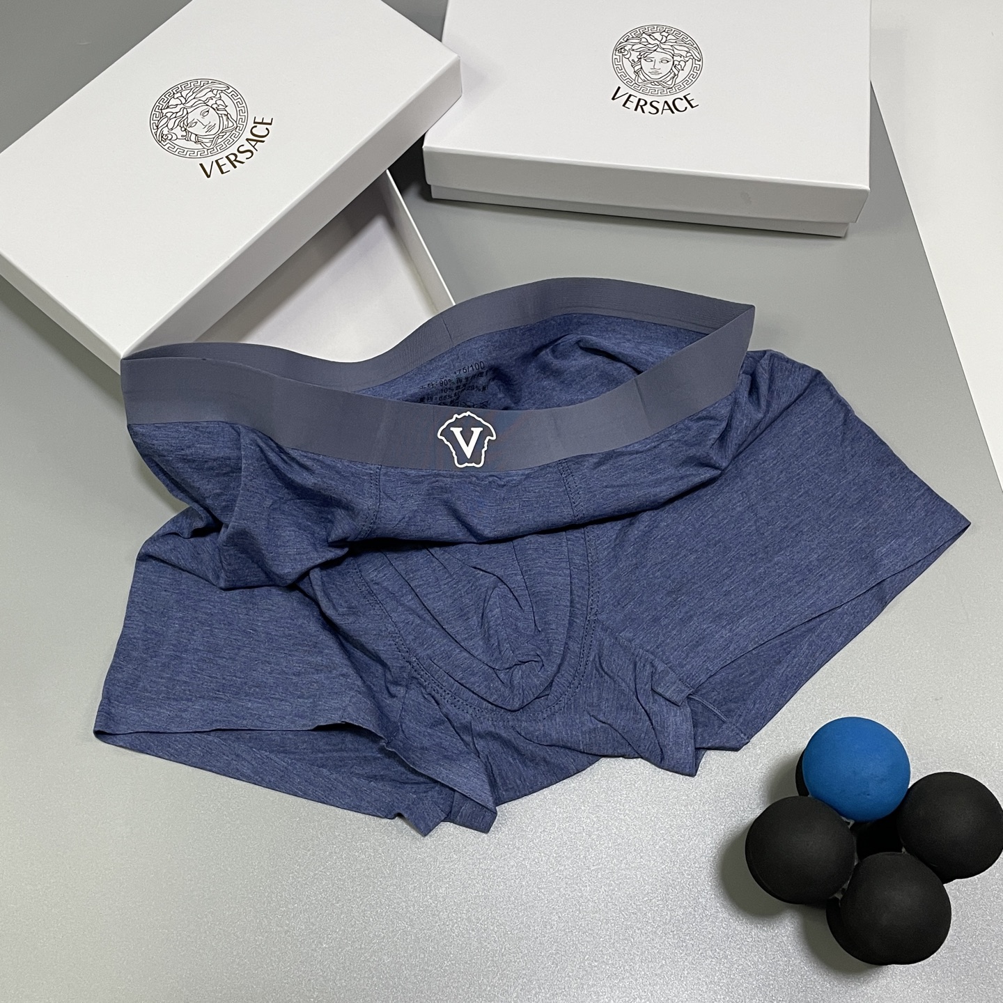 🔥🔥🔥新品！范思哲时尚男士内裤！ 外贸公司合作订单，经典立体硅胶logo印标 轻薄透设计，采用进口轻薄莫