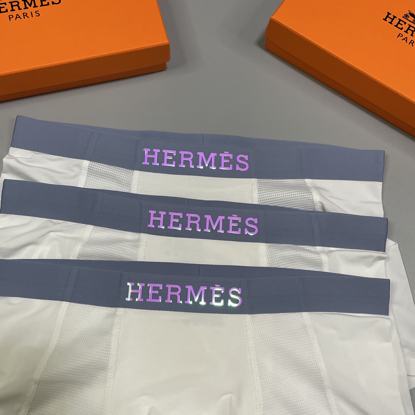 🔥🔥🔥新品！爱马仕男士内裤！ 外贸公司合作订单，经典立体幻彩logo印标 轻薄透设计，采用进口冰丝轻薄透