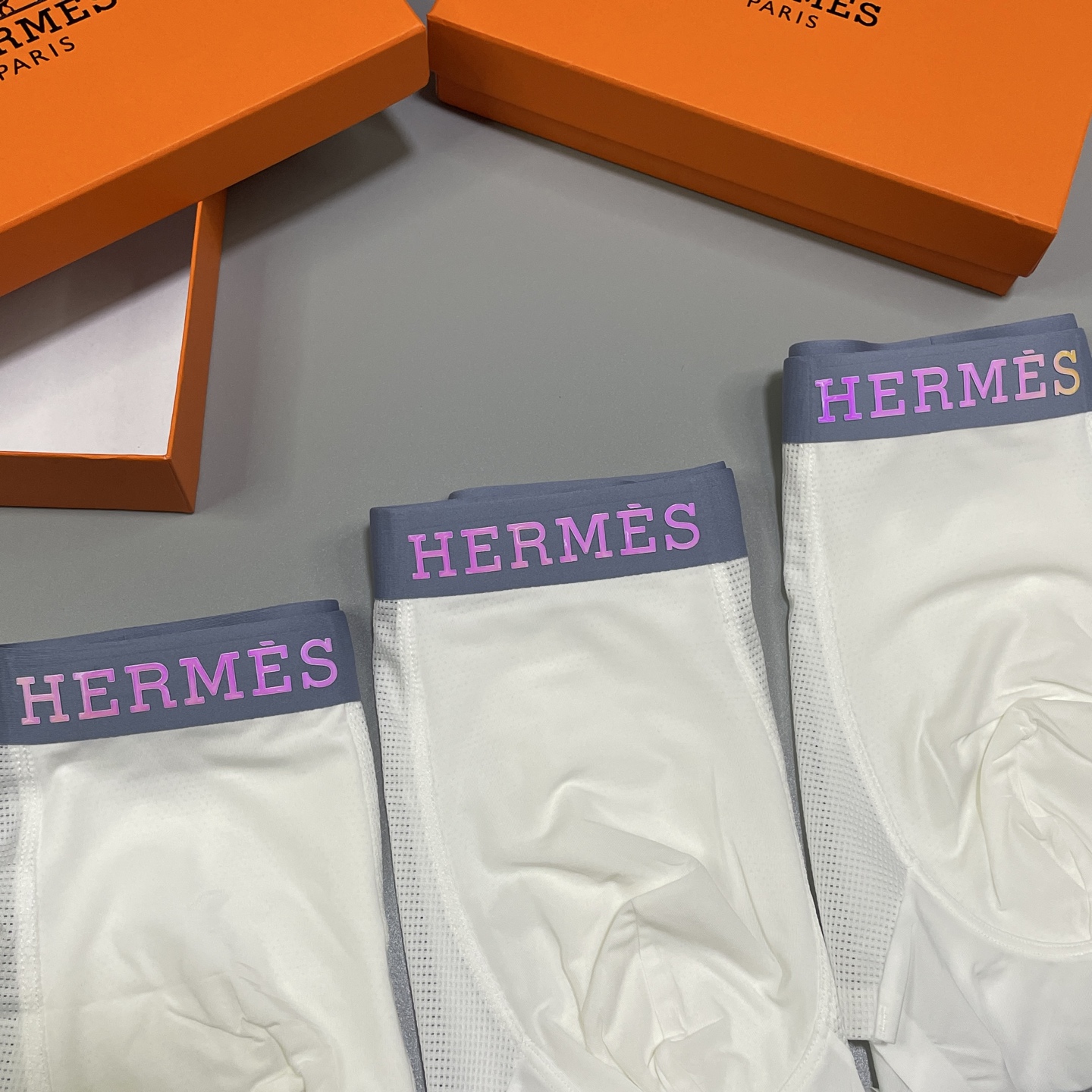 🔥🔥🔥新品！爱马仕男士内裤！ 外贸公司合作订单，经典立体幻彩logo印标 轻薄透设计，采用进口冰丝轻薄透