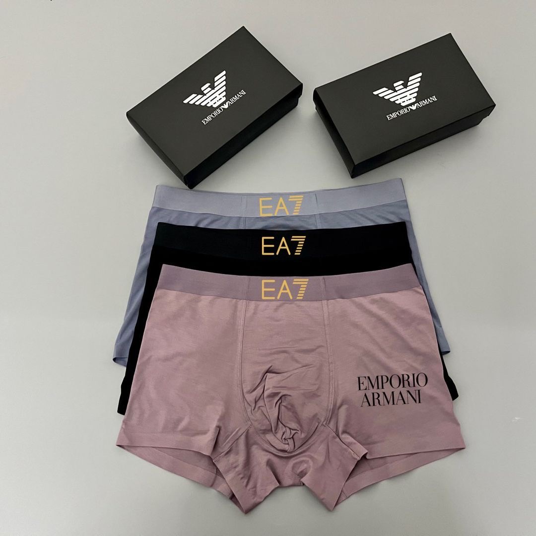 🔥🔥🔥新品！阿玛尼时尚男士内裤！ 外贸公司合作订单，经典logo印标 轻薄透设计，采用进口轻薄莫代尔轻薄