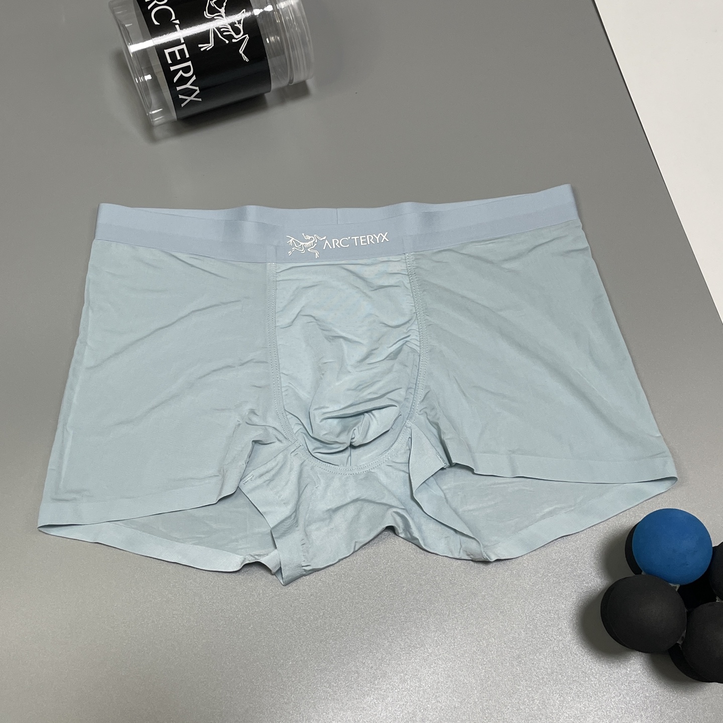 🔥🔥🔥 新品！始祖鸟男士内裤！ 外贸公司合作订单，经典立体硅胶logo印标 轻薄透设计，采用进口冰丝轻薄