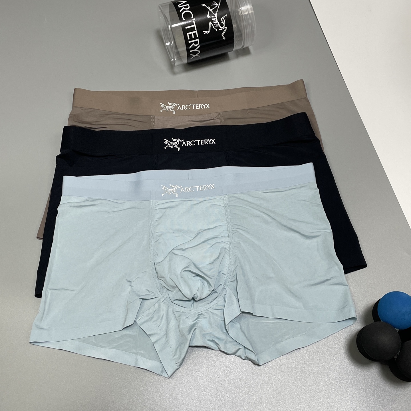 🔥🔥🔥 新品！始祖鸟男士内裤！ 外贸公司合作订单，经典立体硅胶logo印标 轻薄透设计，采用进口冰丝轻薄