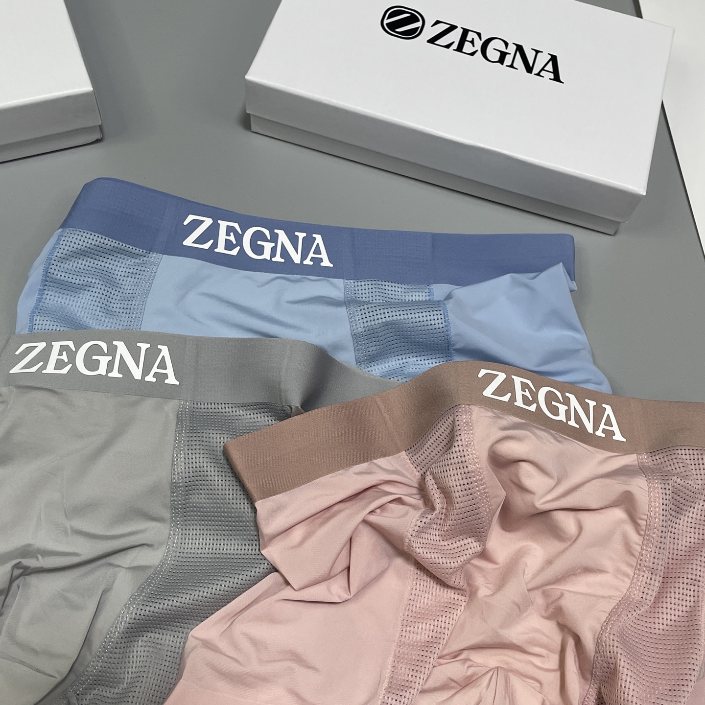 🔥🔥🔥 新品 杰尼亚男士内裤！ 外贸公司合作订单，经典立体硅胶logo印标 轻薄透设计，采用进口冰丝轻薄