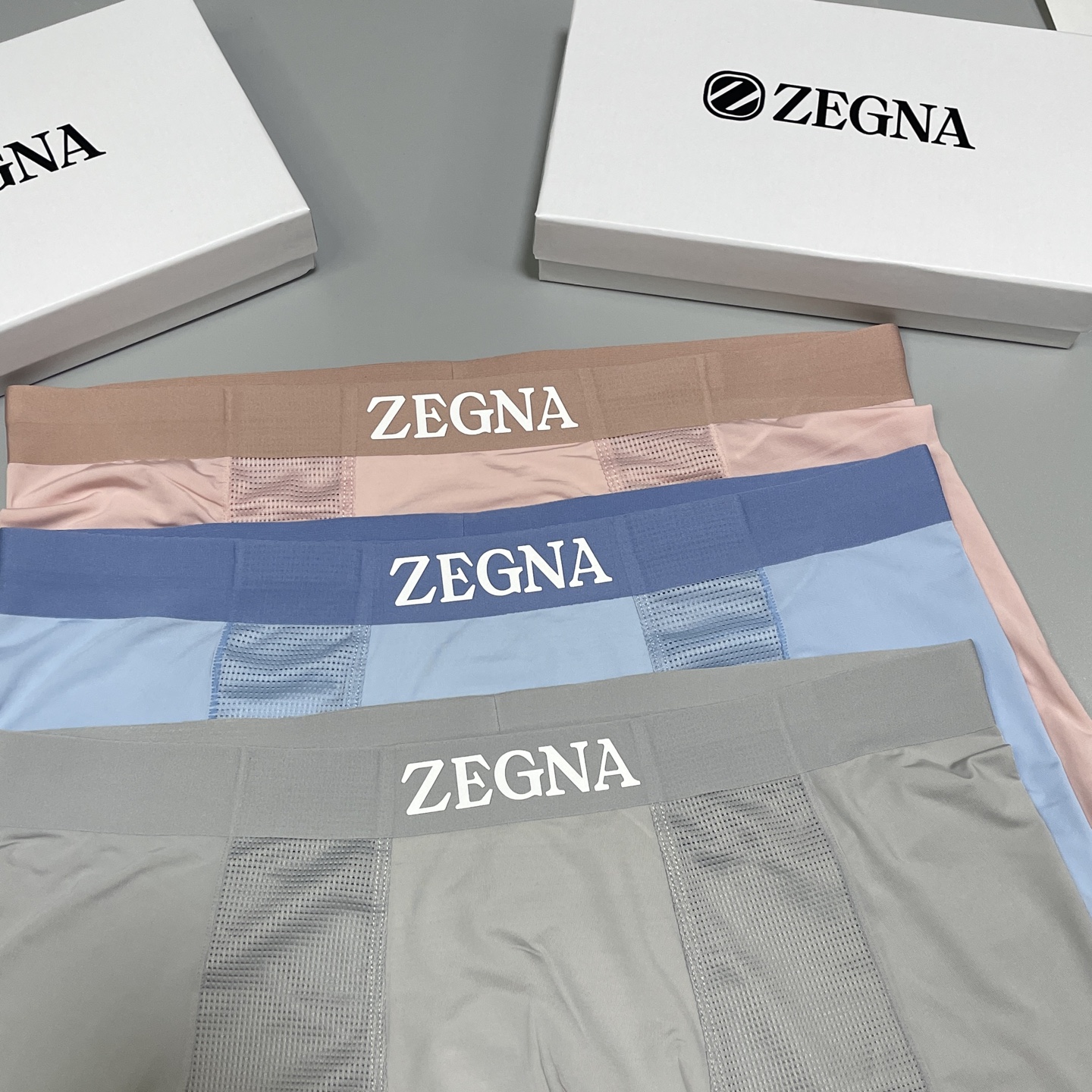 🔥🔥🔥 新品 杰尼亚男士内裤！ 外贸公司合作订单，经典立体硅胶logo印标 轻薄透设计，采用进口冰丝轻薄