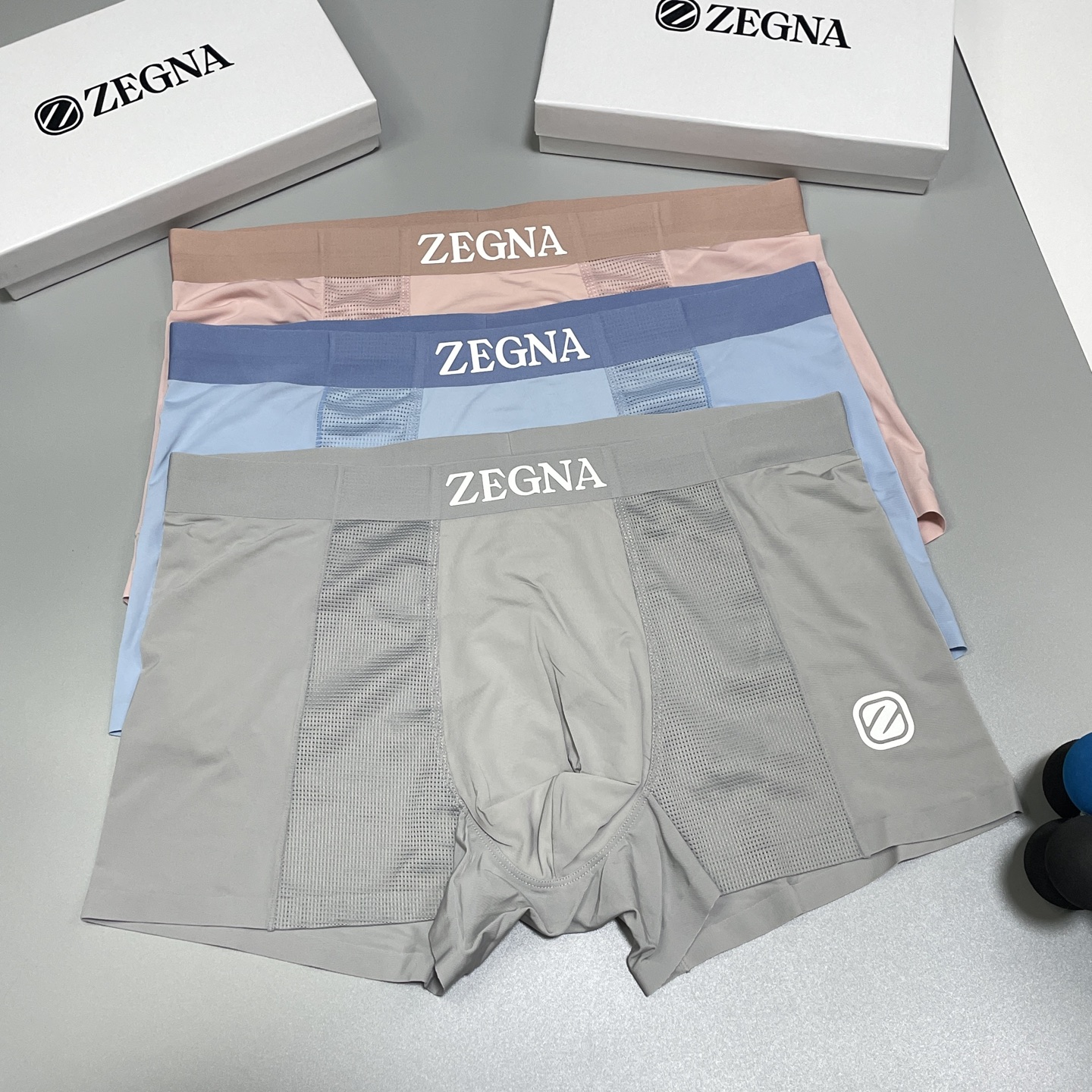 🔥🔥🔥 新品 杰尼亚男士内裤！ 外贸公司合作订单，经典立体硅胶logo印标 轻薄透设计，采用进口冰丝轻薄