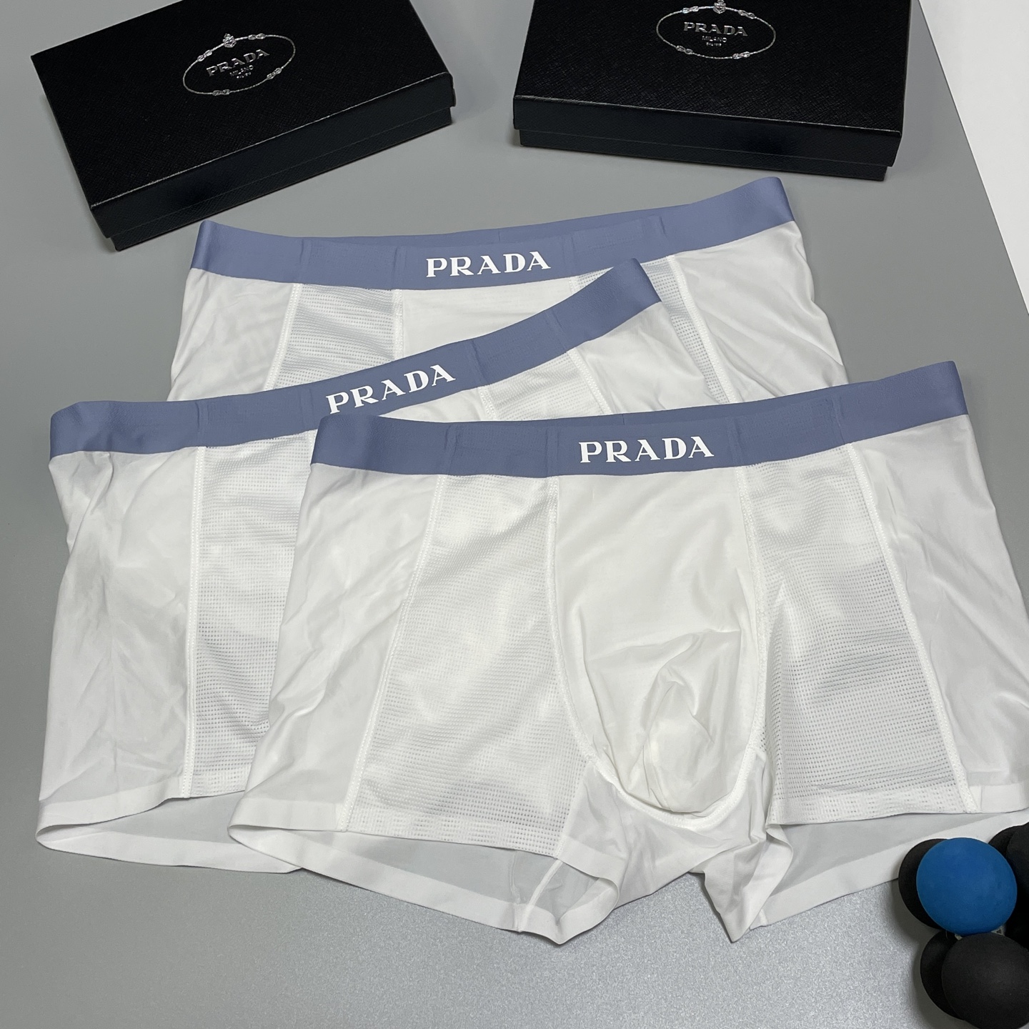 🔥🔥🔥新品！普拉达 男士内裤！ 外贸公司合作订单，经典立体硅胶logo印标 轻薄透设计，采用进口冰丝轻薄