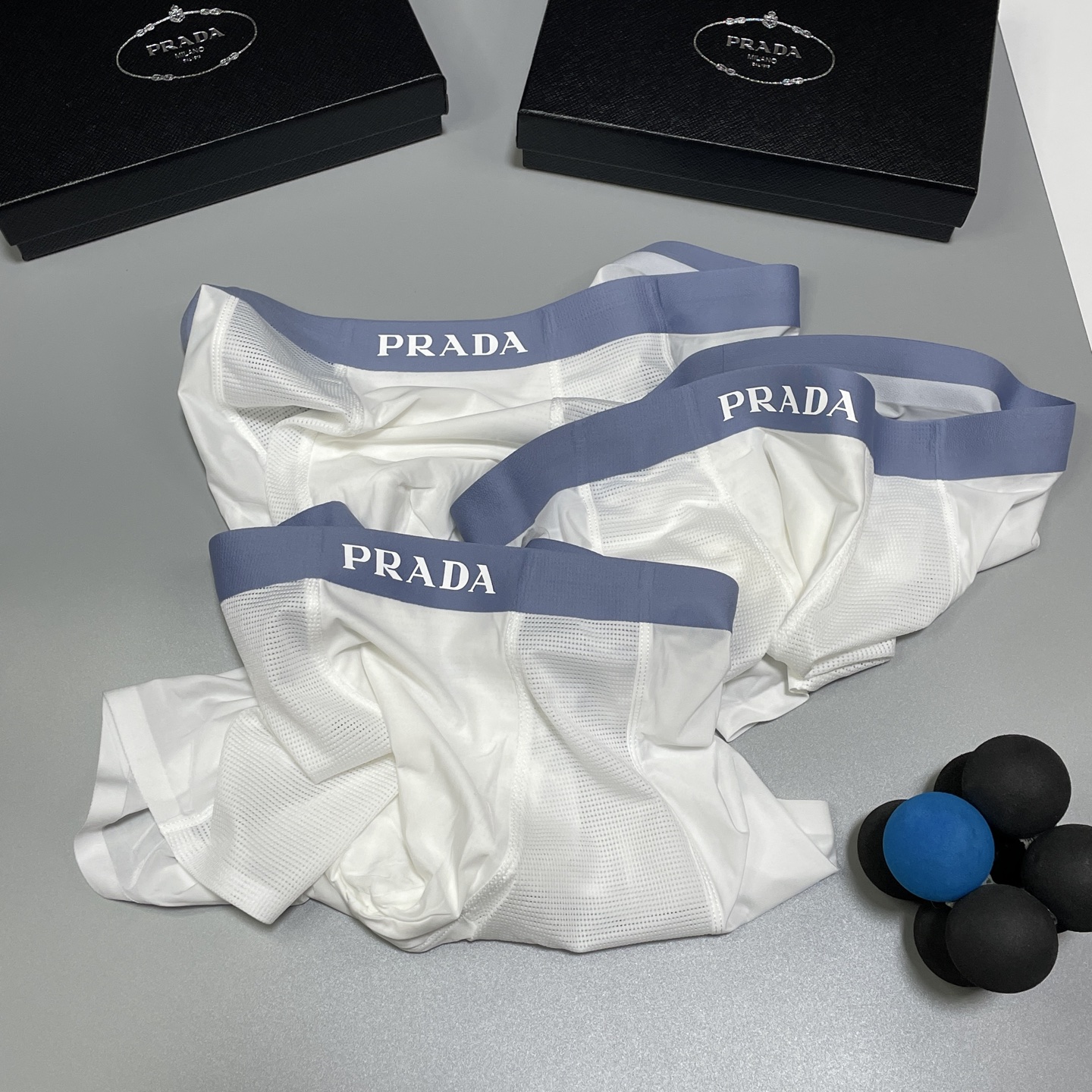 🔥🔥🔥新品！普拉达 男士内裤！ 外贸公司合作订单，经典立体硅胶logo印标 轻薄透设计，采用进口冰丝轻薄