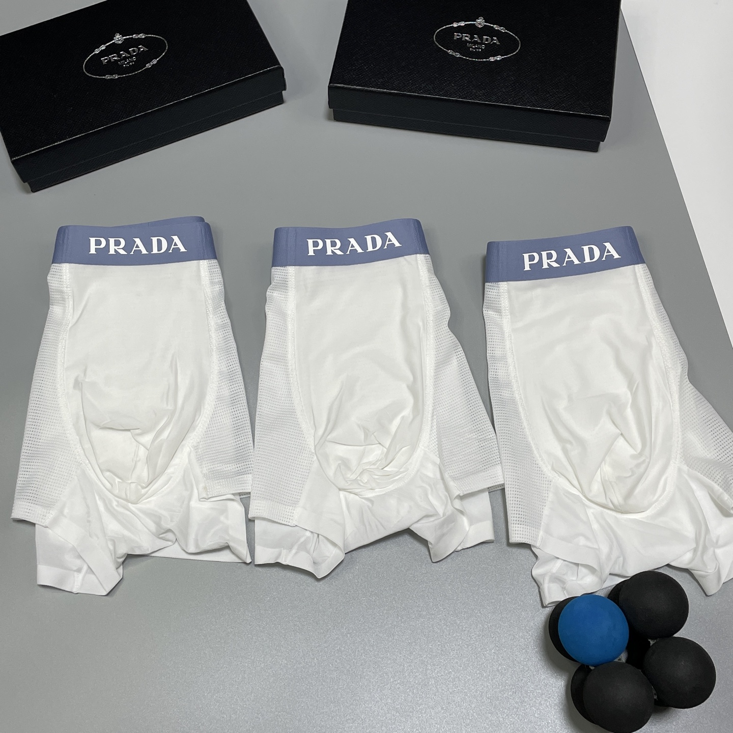 🔥🔥🔥新品！普拉达 男士内裤！ 外贸公司合作订单，经典立体硅胶logo印标 轻薄透设计，采用进口冰丝轻薄