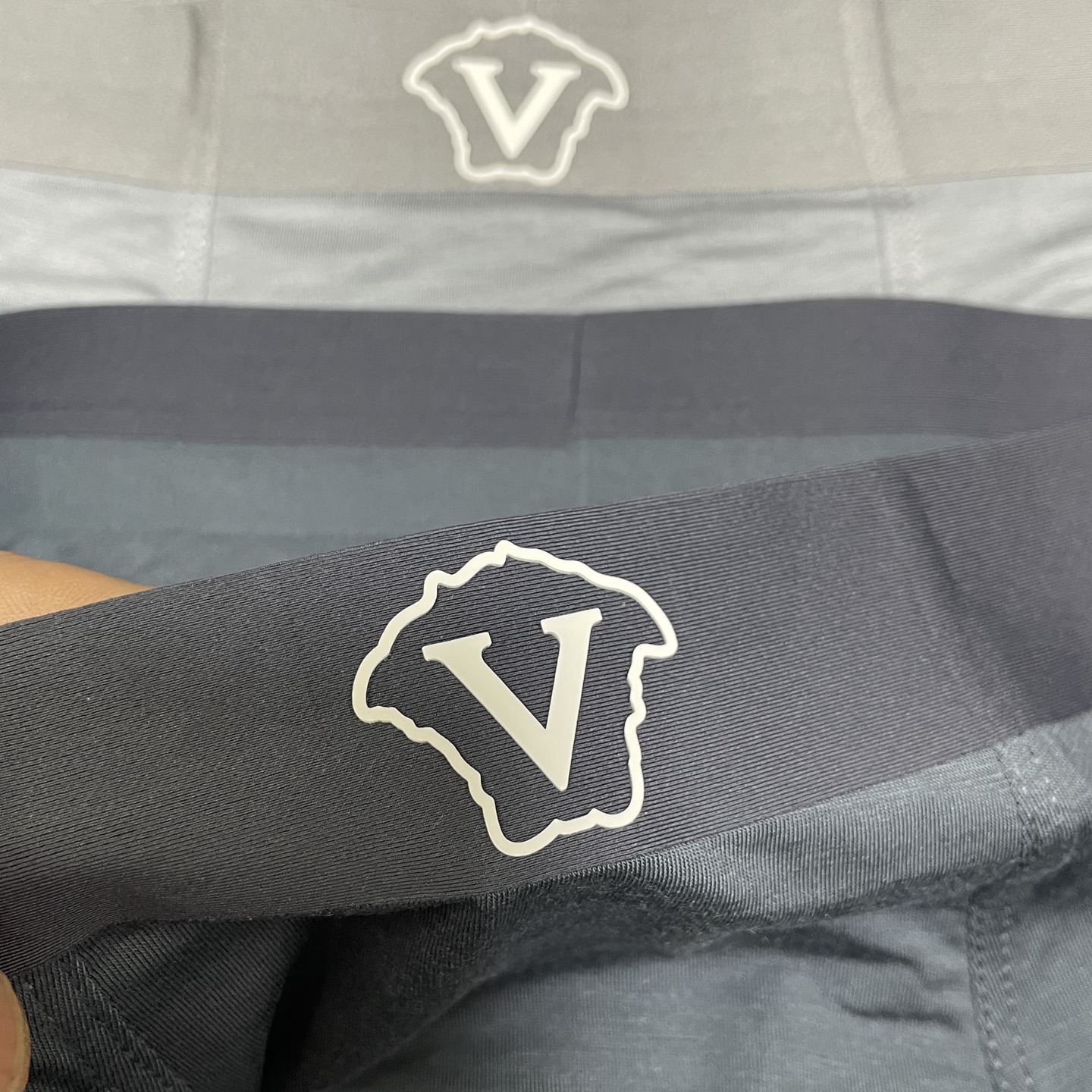 🔥🔥🔥新品！范思哲时尚男士内裤！ 外贸公司合作订单，经典立体硅胶logo印标 轻薄透设计，采用进口轻薄莫