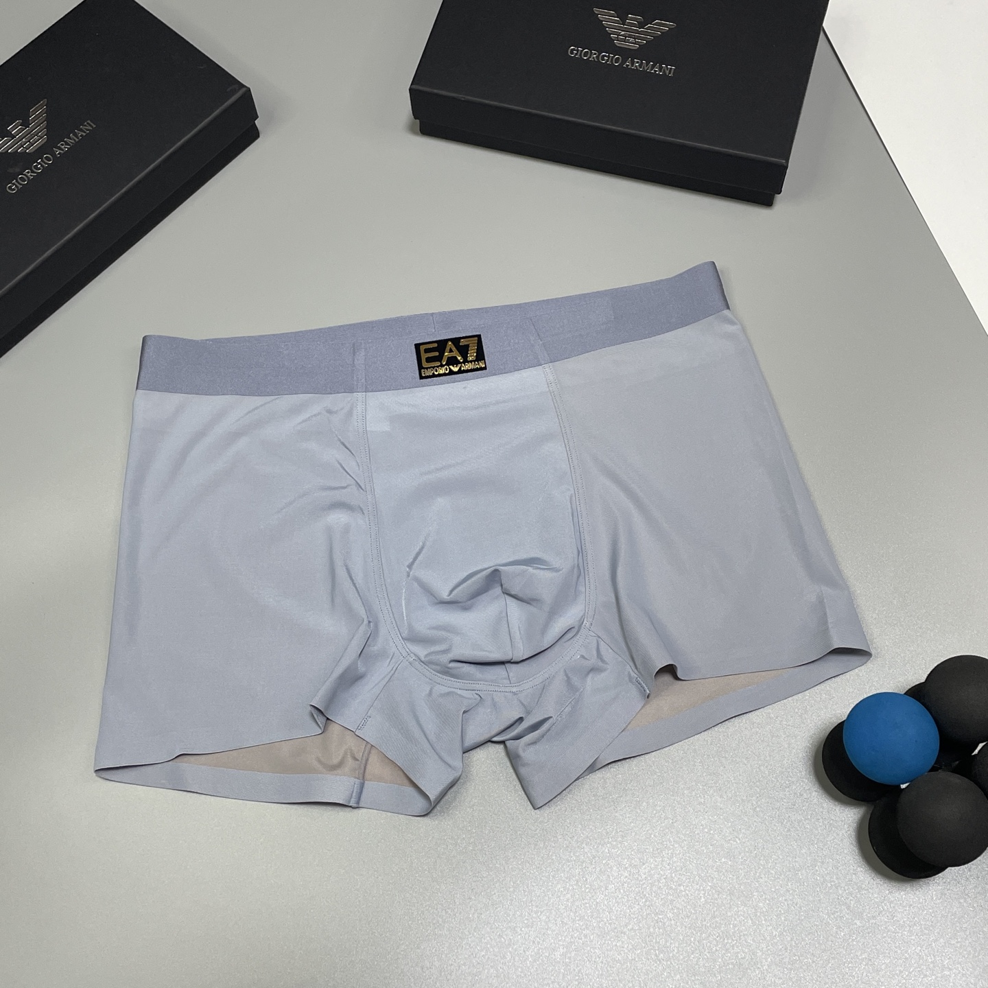 🔥🔥🔥新品！阿玛尼男士内裤！ 外贸公司合作订单，经典立体烫金logo印标 轻薄透设计，采用进口双面冰丝轻