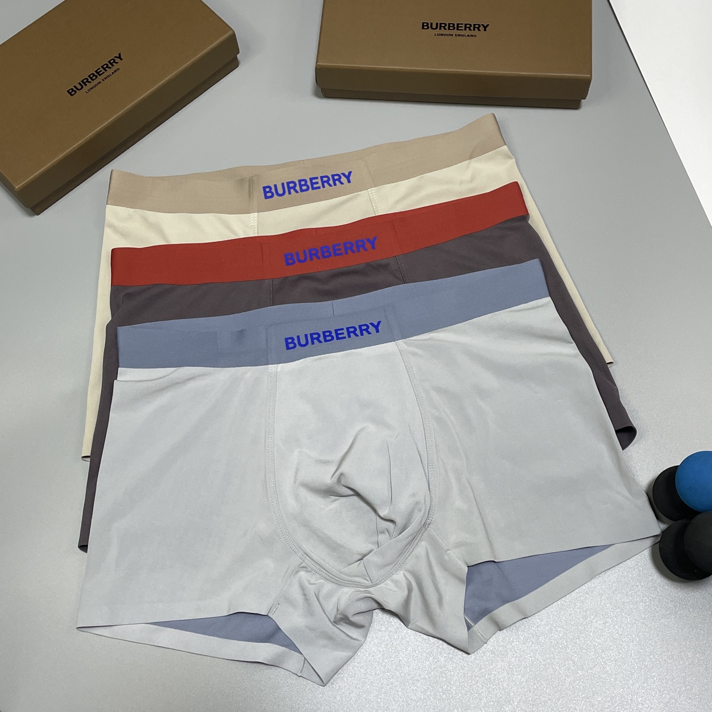 🔥🔥🔥专柜新品！巴宝莉时尚男士内裤！ 外贸公司合作订单，经典立体硅胶lougo印标，轻薄透设计，采用进口