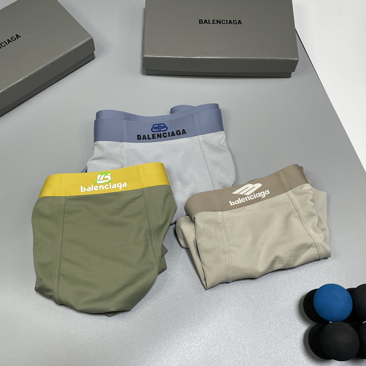 🔥🔥🔥专柜新品！巴黎世家时尚男士内裤！ 外贸公司合作订单，经典立体硅胶lougo印标，轻薄透设计，采用进