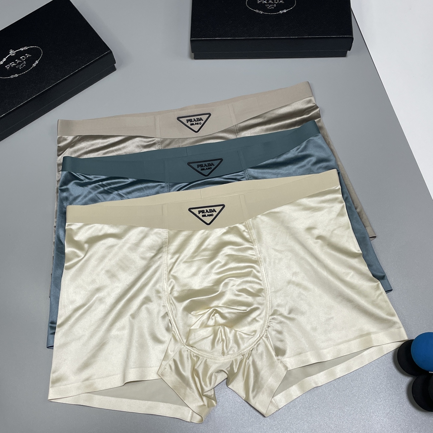 🔥🔥🔥新品！普拉达PRADA男士内裤！ 外贸公司合作订单，经典立体硅胶logo印标 轻薄透设计，采用进口
