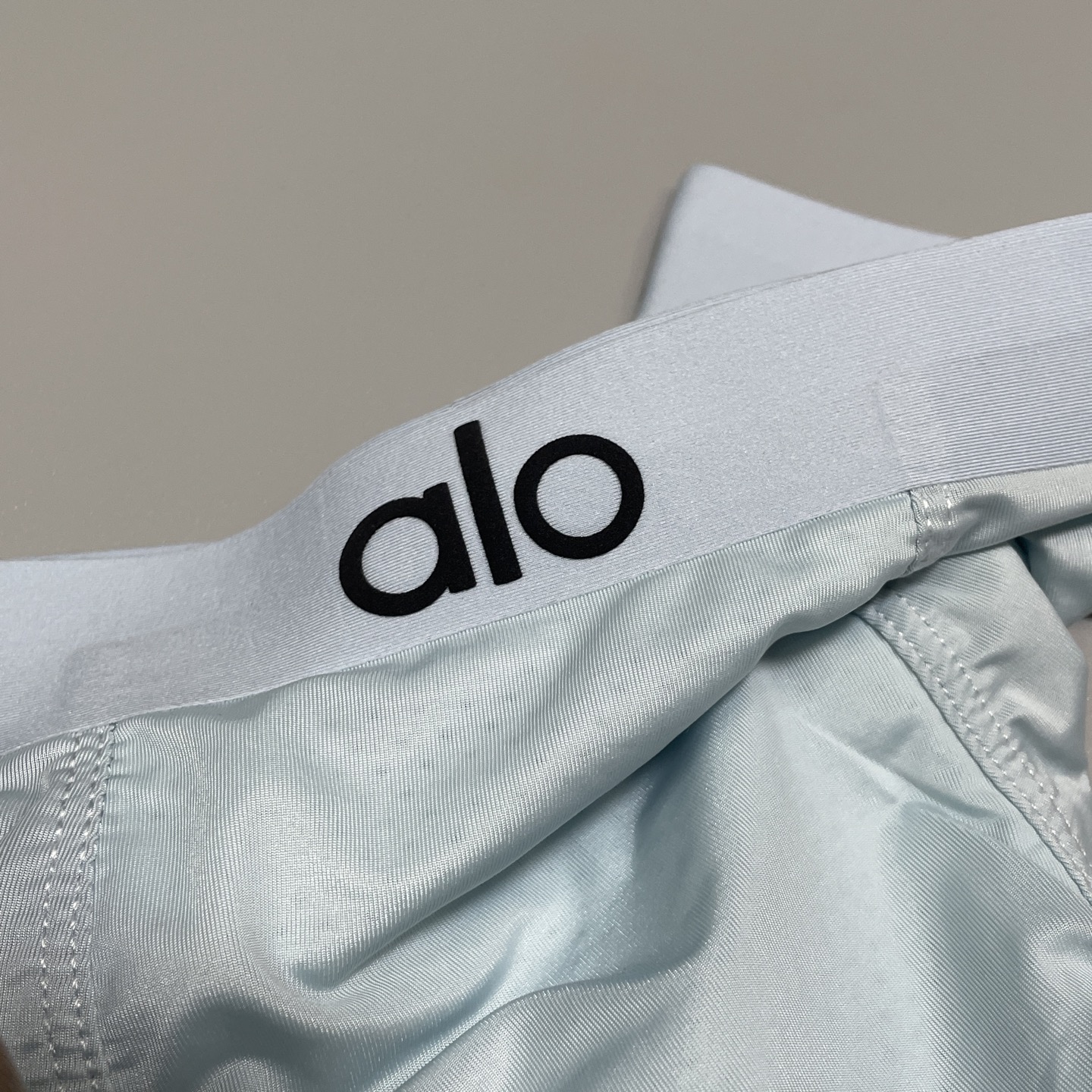 🔥🔥🔥 新品alo男士内裤！ 外贸公司合作订单，经典立体硅胶logo印标 轻薄透设计，采用进口冰丝轻薄透