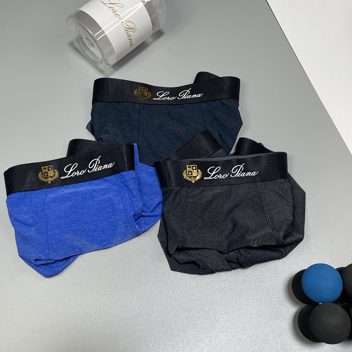 🔥🔥🔥 LP新品 经典立体烫金lougo轻薄透设计，采用进口轻薄冰丝 轻薄透气丝滑 无痕裁剪 穿着无束缚