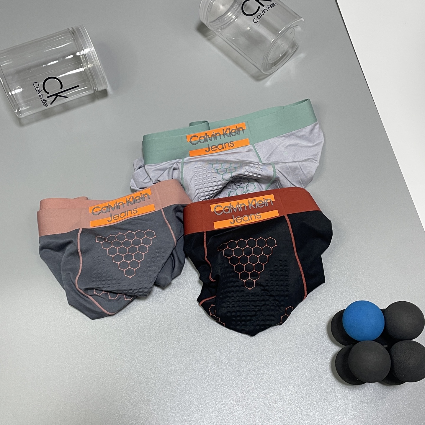 🔥🔥🔥新款 CK 莫代尔面料爆款到货、专柜立体硅胶Logo订织面料和颜色绝对的原单品质，按摩裆无缝切割工