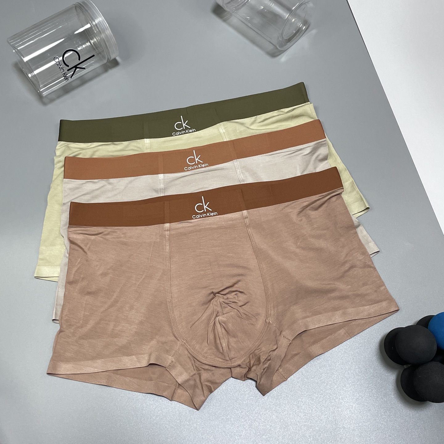 🔥🔥🔥新款🌈✨💦🎉🎊CK系列平角内裤~一盒三条 进口莫代尔无痕工艺，外贸正品订单，贴身之物不能迁就，内裤