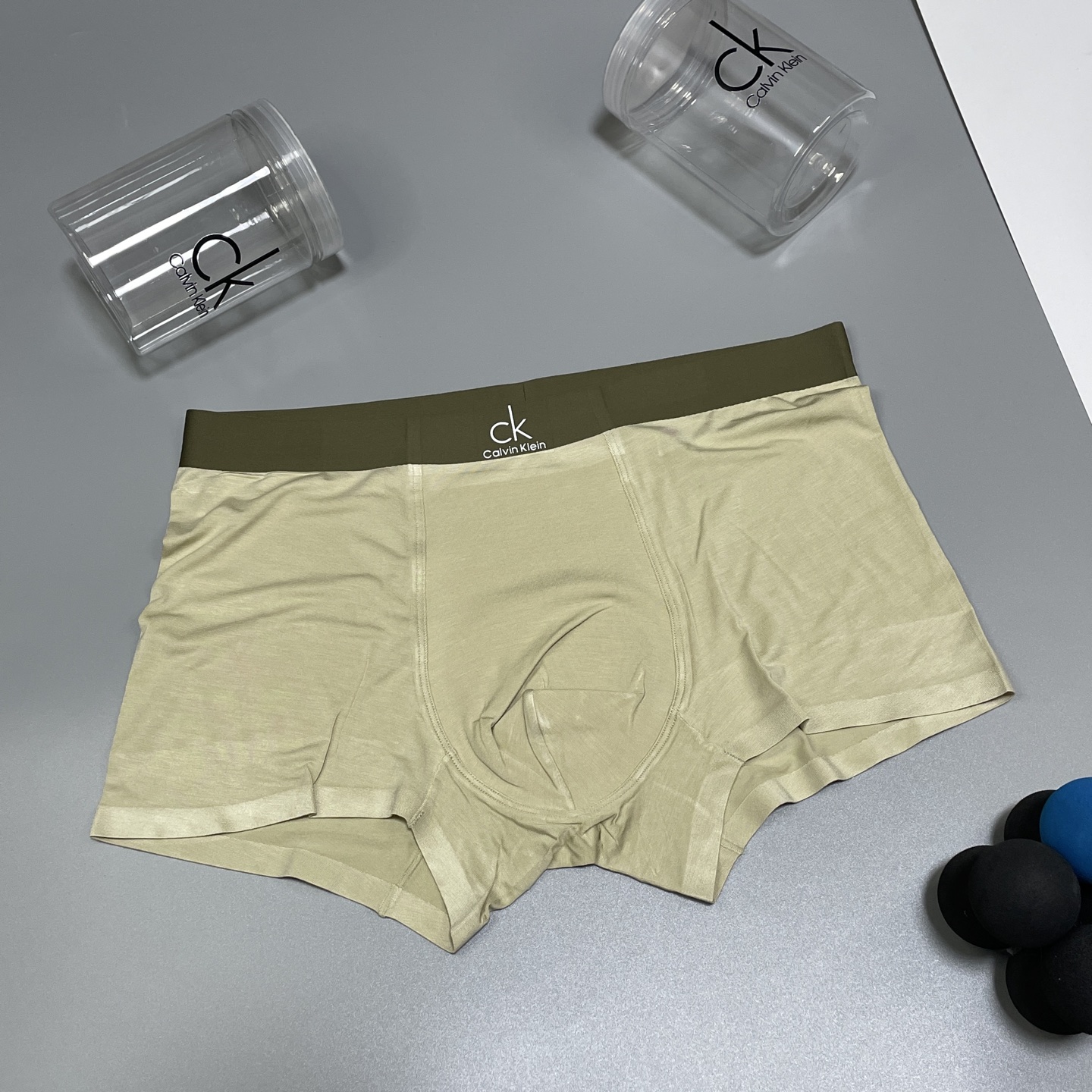 🔥🔥🔥新款🌈✨💦🎉🎊CK系列平角内裤~一盒三条 进口莫代尔无痕工艺，外贸正品订单，贴身之物不能迁就，内裤