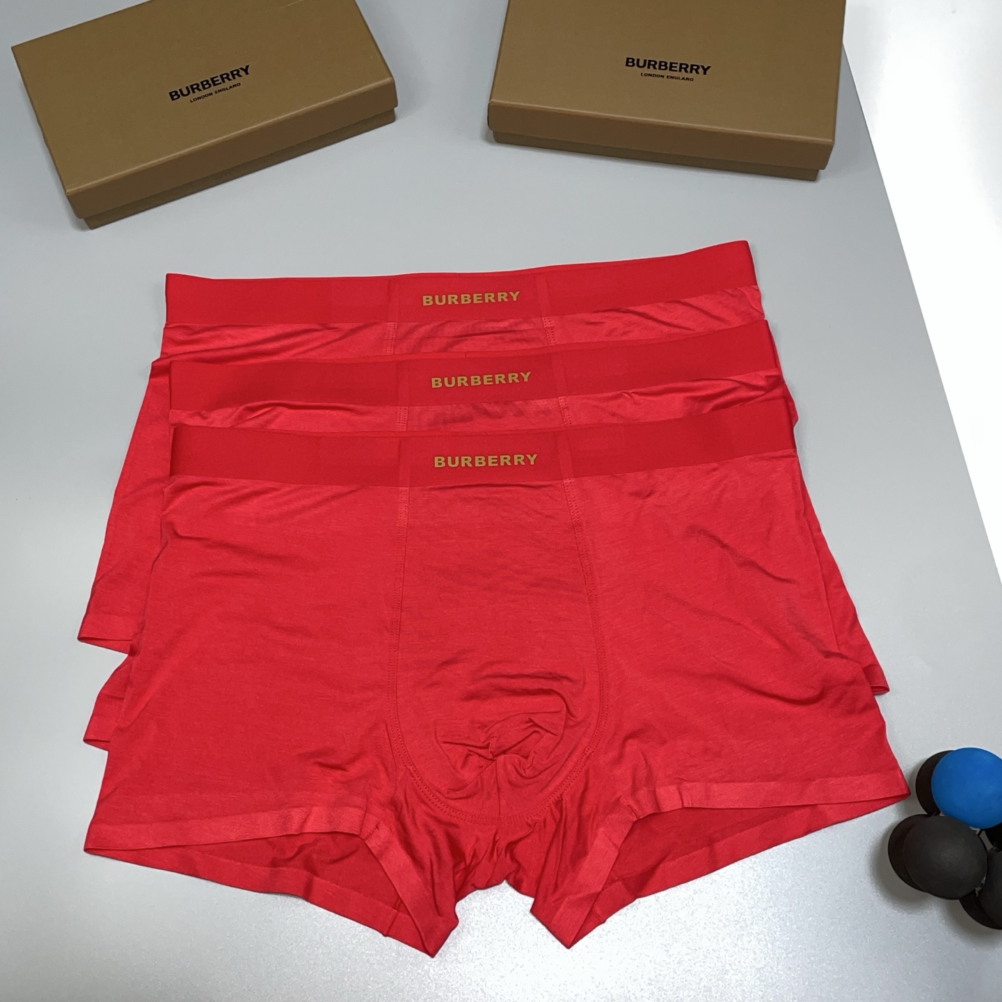 🔥🔥🔥红红火火自备送礼佳品！巴宝莉经典时尚男士内裤！外贸国外订单，立体硅胶lougo 原单品质，无缝切割