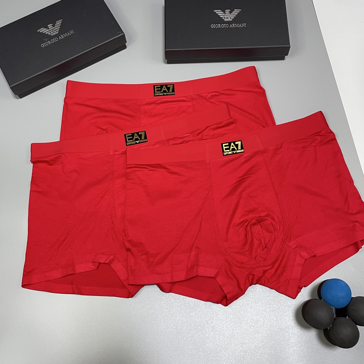 🔥🔥🔥红红火火自备送礼佳品！阿玛尼经典时尚男士内裤！外贸国外订单，立体硅胶lougo 原单品质，无缝切割