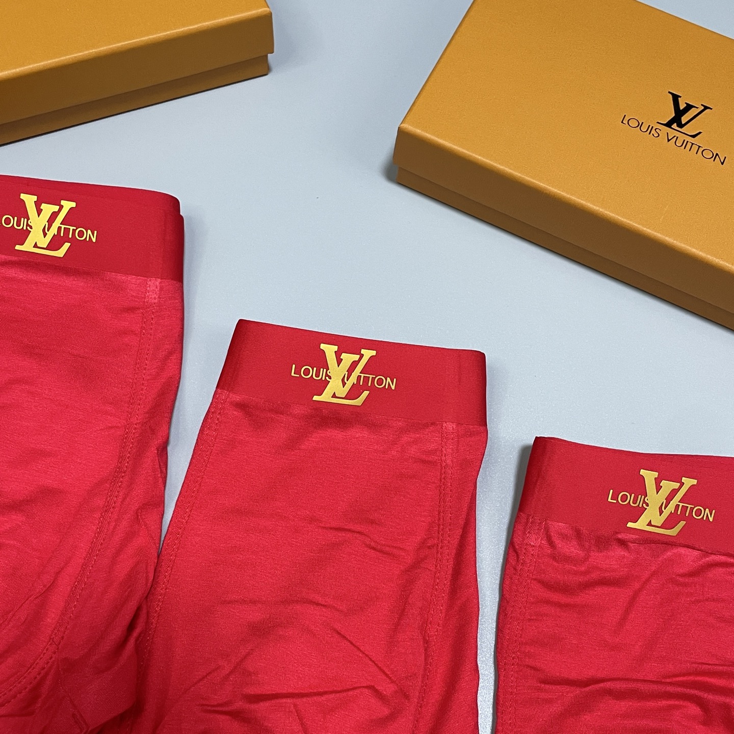 🔥🔥🔥红红火火自备送礼佳品！LV路易威登经典时尚男士内裤！外贸国外订单，立体硅胶lougo 原单品质，无