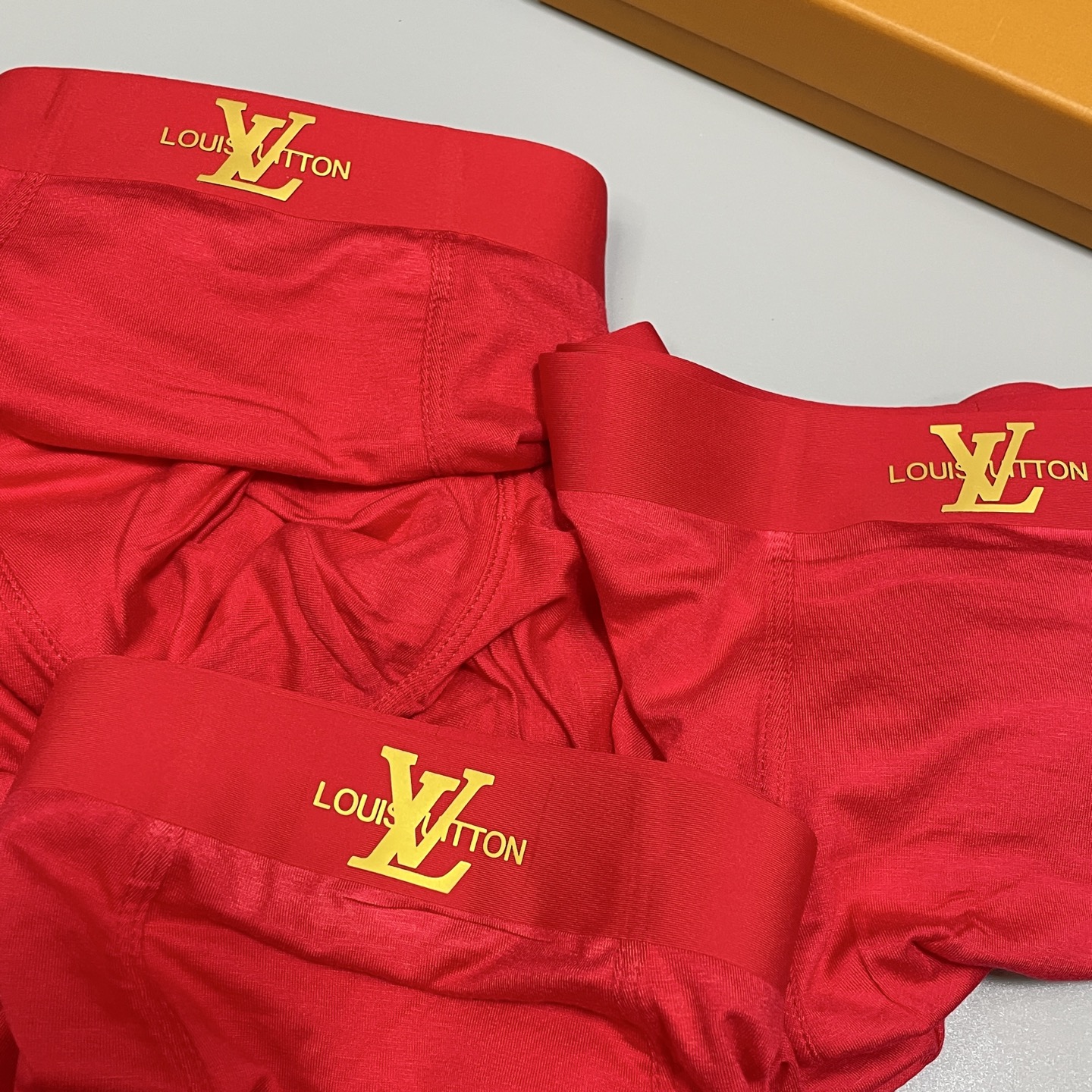 🔥🔥🔥红红火火自备送礼佳品！LV路易威登经典时尚男士内裤！外贸国外订单，立体硅胶lougo 原单品质，无