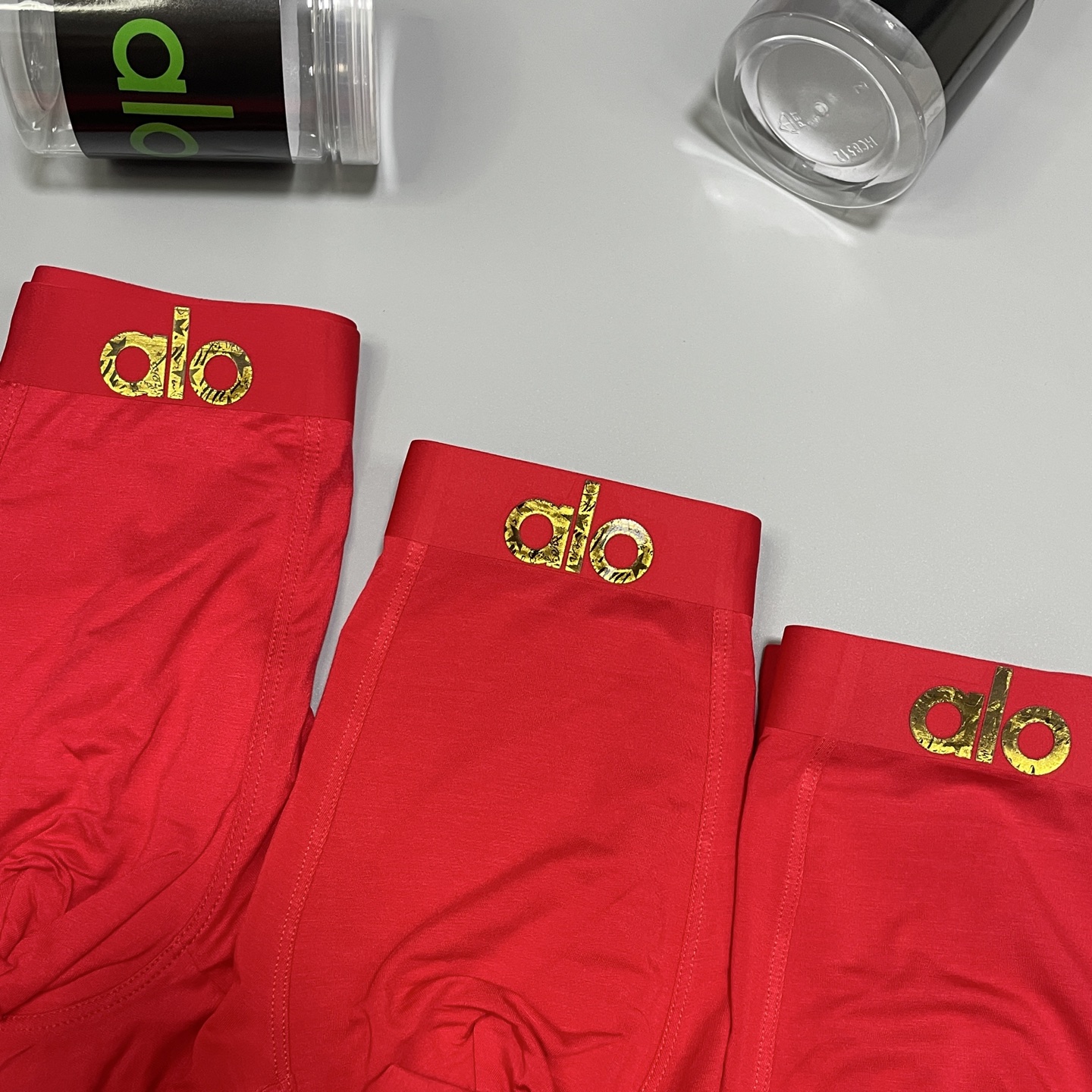 🔥🔥🔥红红火火自备送礼佳品！alo经典时尚男士内裤！外贸国外订单，立体硅胶lougo 原单品质，无缝切割