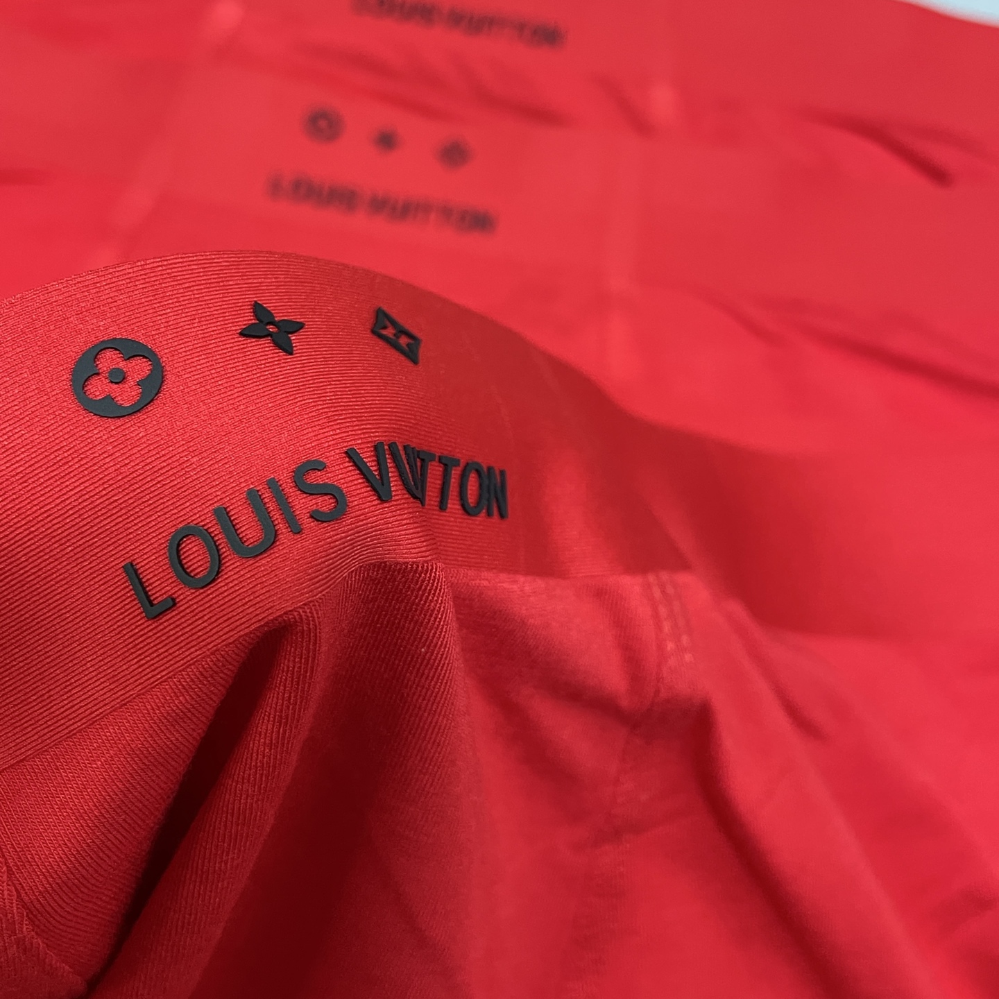 🔥🔥🔥红红火火自备送礼佳品！LV路易威登经典时尚男士内裤！外贸国外订单，立体硅胶lougo 原单品质，无