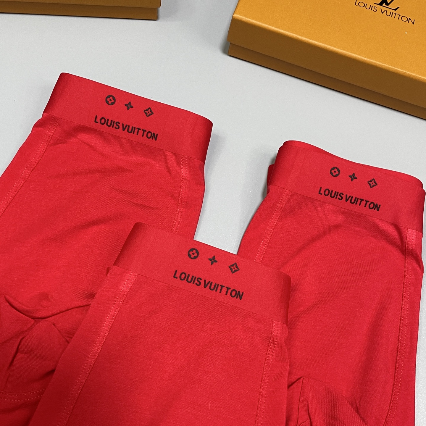 🔥🔥🔥红红火火自备送礼佳品！LV路易威登经典时尚男士内裤！外贸国外订单，立体硅胶lougo 原单品质，无