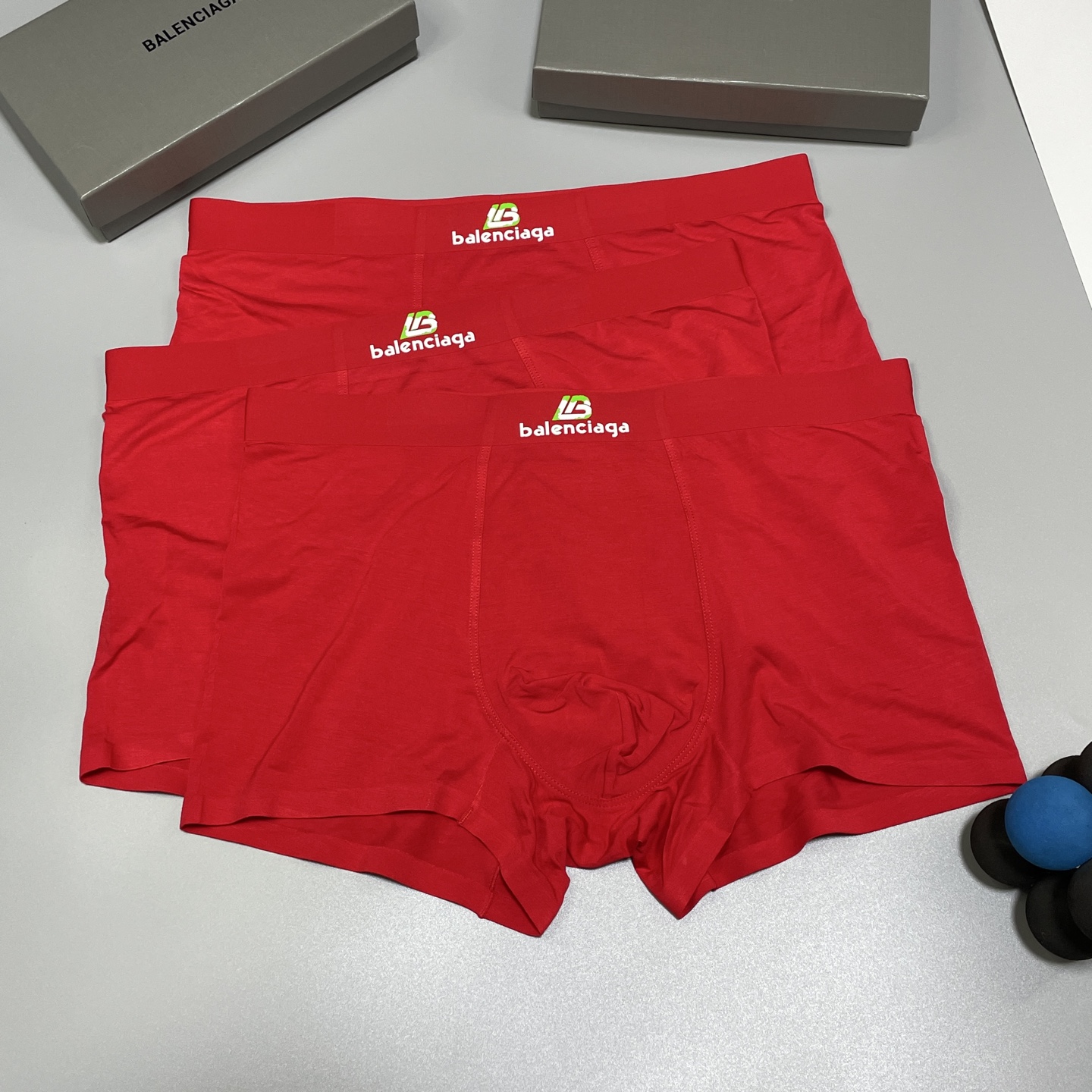 🔥🔥🔥红红火火自备送礼佳品！巴黎世家经典时尚男士内裤！外贸国外订单，立体硅胶lougo 原单品质，无缝切