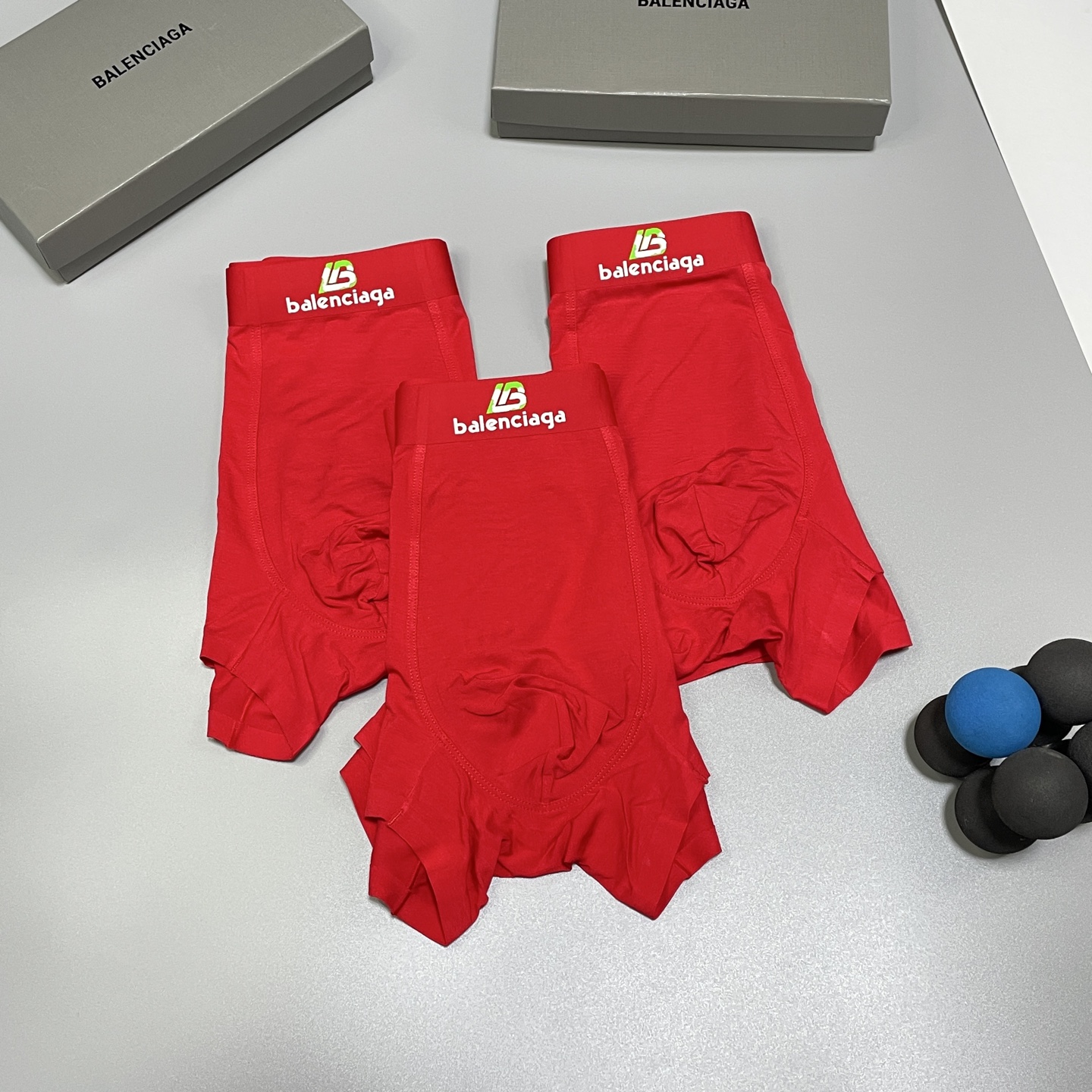 🔥🔥🔥红红火火自备送礼佳品！巴黎世家经典时尚男士内裤！外贸国外订单，立体硅胶lougo 原单品质，无缝切