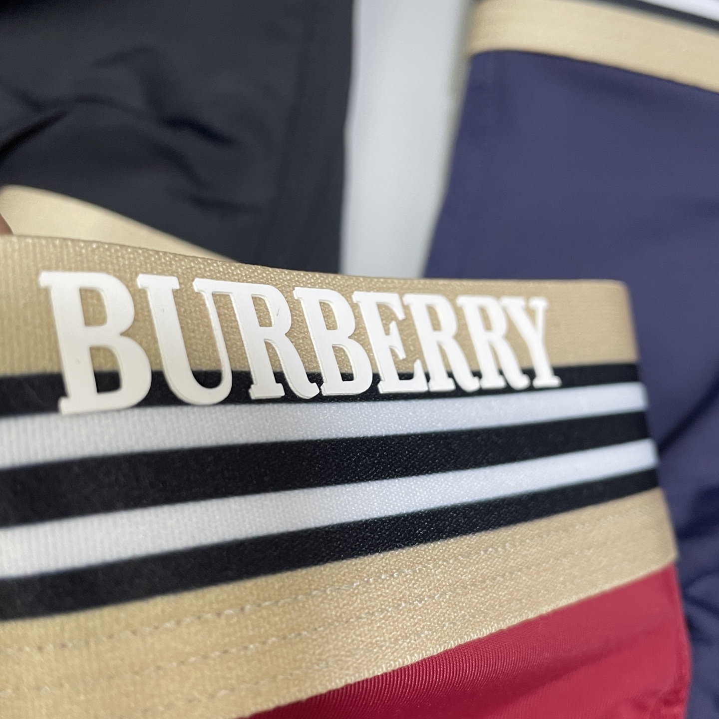 🔥🔥🔥巴宝莉B家原单品质！ 新品时尚男士冰丝面料内裤！外贸国外订单，高品质，无痕切割工艺 科学配比 冰冰