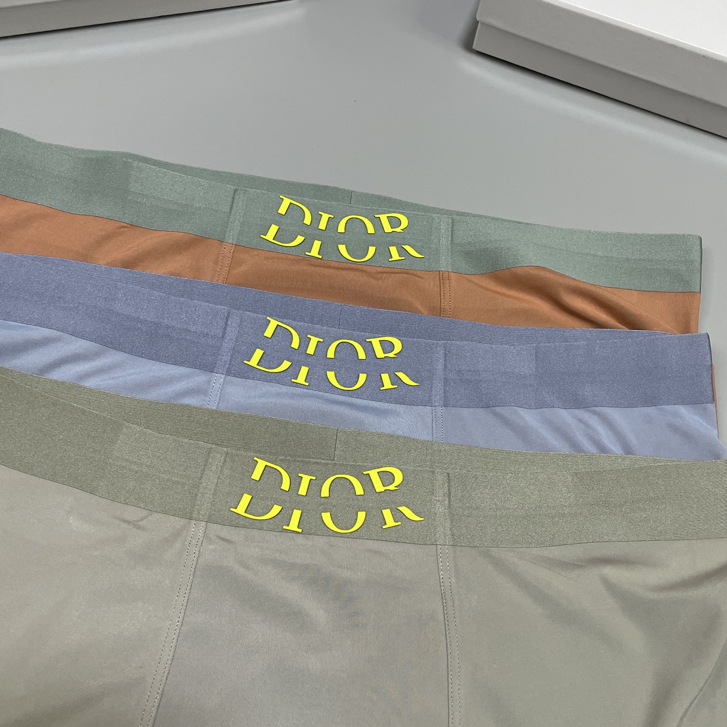 🔥🔥🌾2026新品！迪奥Dior男士内裤！ 外贸公司合作订单，经典立体硅胶logo印标 轻薄透设计，采用