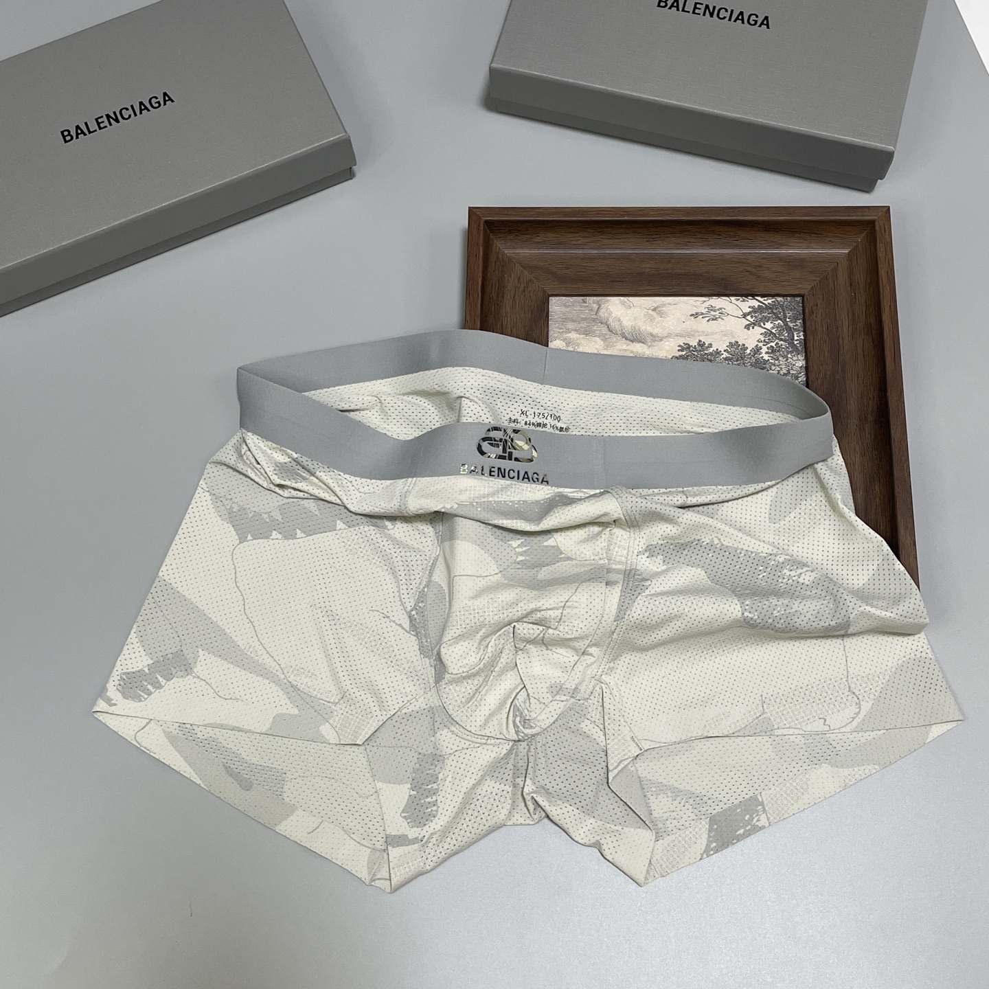 🔥🔥🌾2026新品！巴黎世家时尚男士内裤！ 外贸公司合作订单，经典雕版3Dlogo印标 轻薄透设计，采用