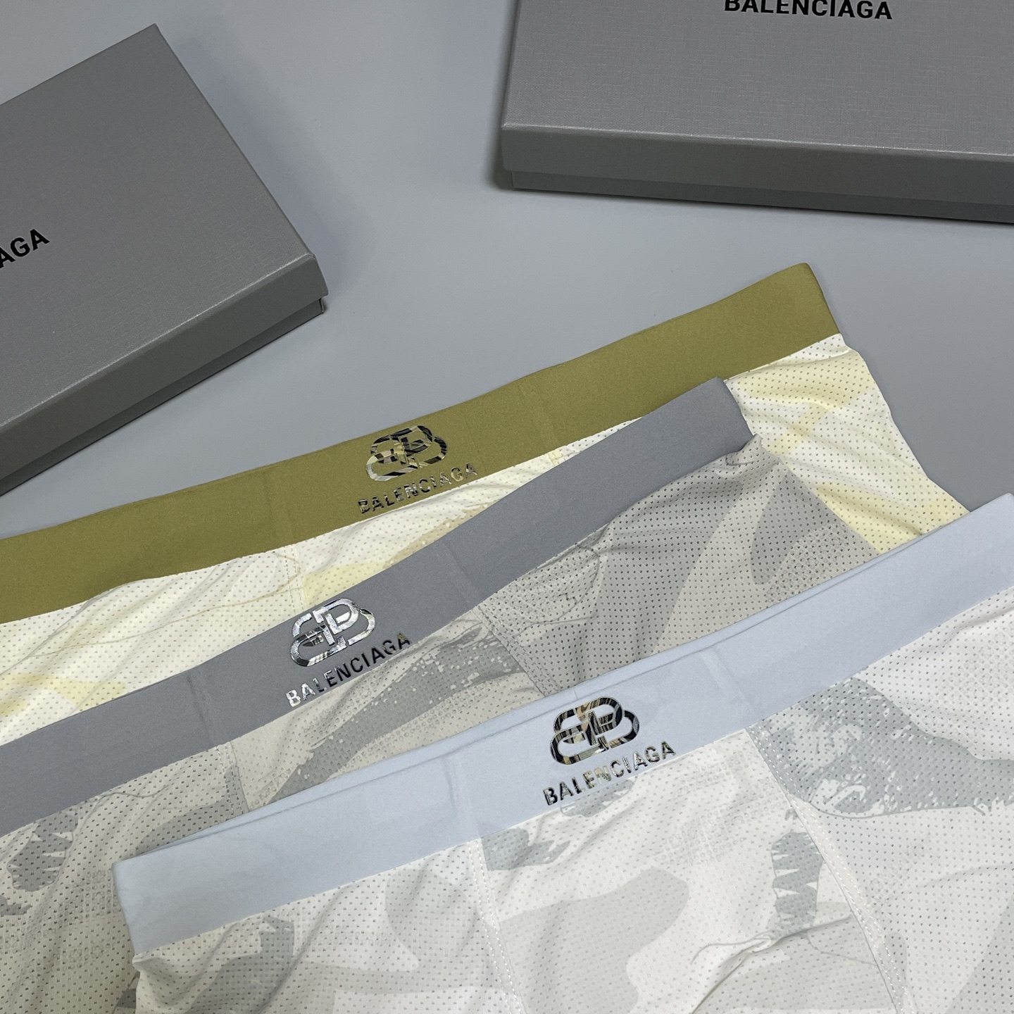 🔥🔥🌾2026新品！巴黎世家时尚男士内裤！ 外贸公司合作订单，经典雕版3Dlogo印标 轻薄透设计，采用