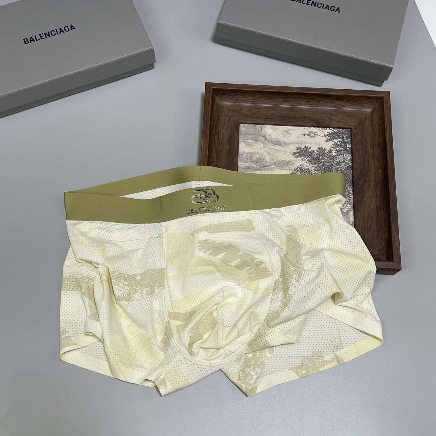 🔥🔥🌾2026新品！巴黎世家时尚男士内裤！ 外贸公司合作订单，经典雕版3Dlogo印标 轻薄透设计，采用