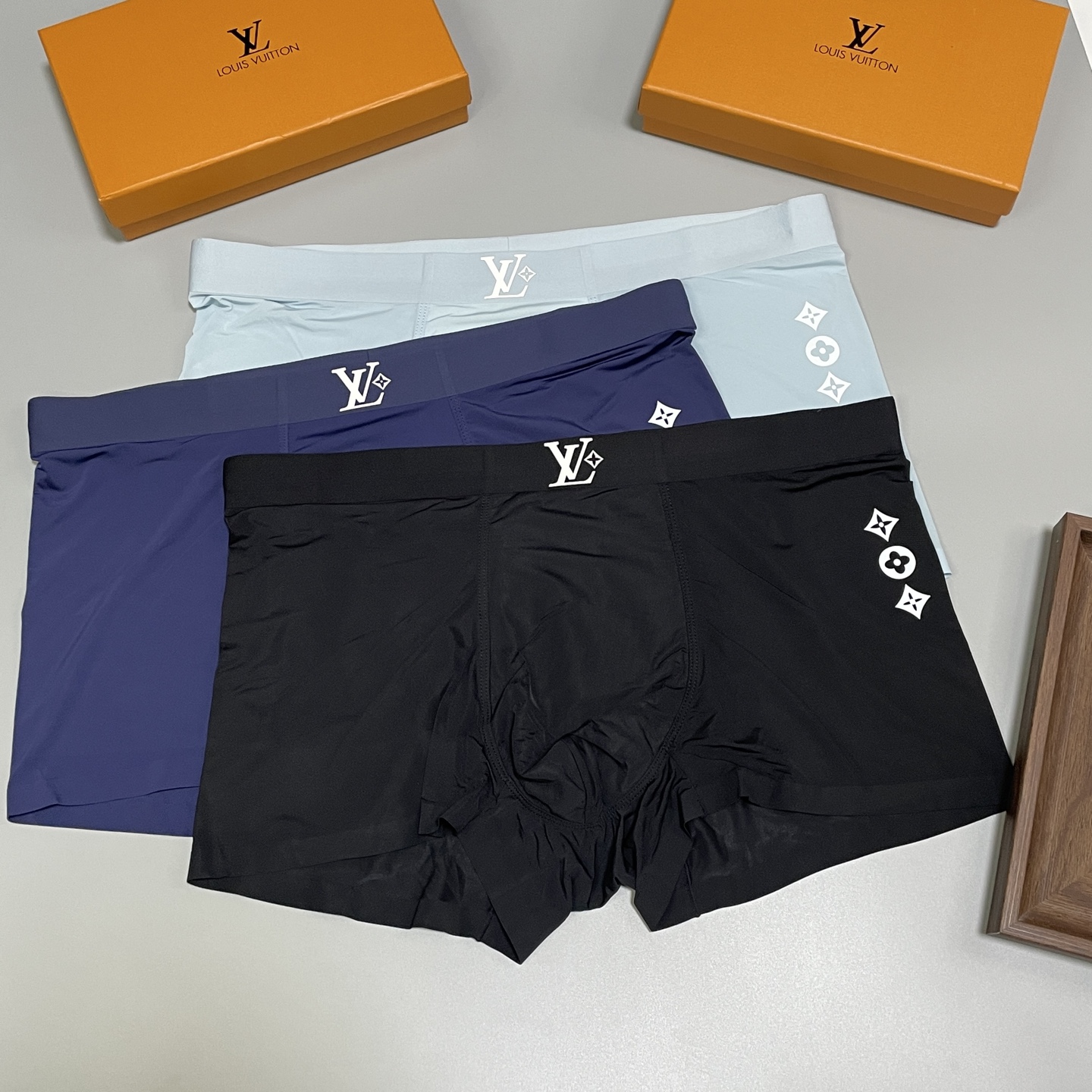 🔥🔥🌾2026 新品，LV路易威登男士内裤！ 外贸公司合作订单，经典立体硅胶logo印标 轻薄透设计，采