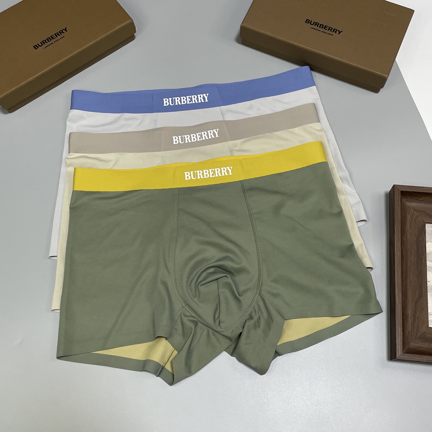 🔥🔥🌾2026专柜新品！巴宝莉时尚男士内裤！ 外贸公司合作订单，经典立体硅胶lougo印标轻薄透设计，采