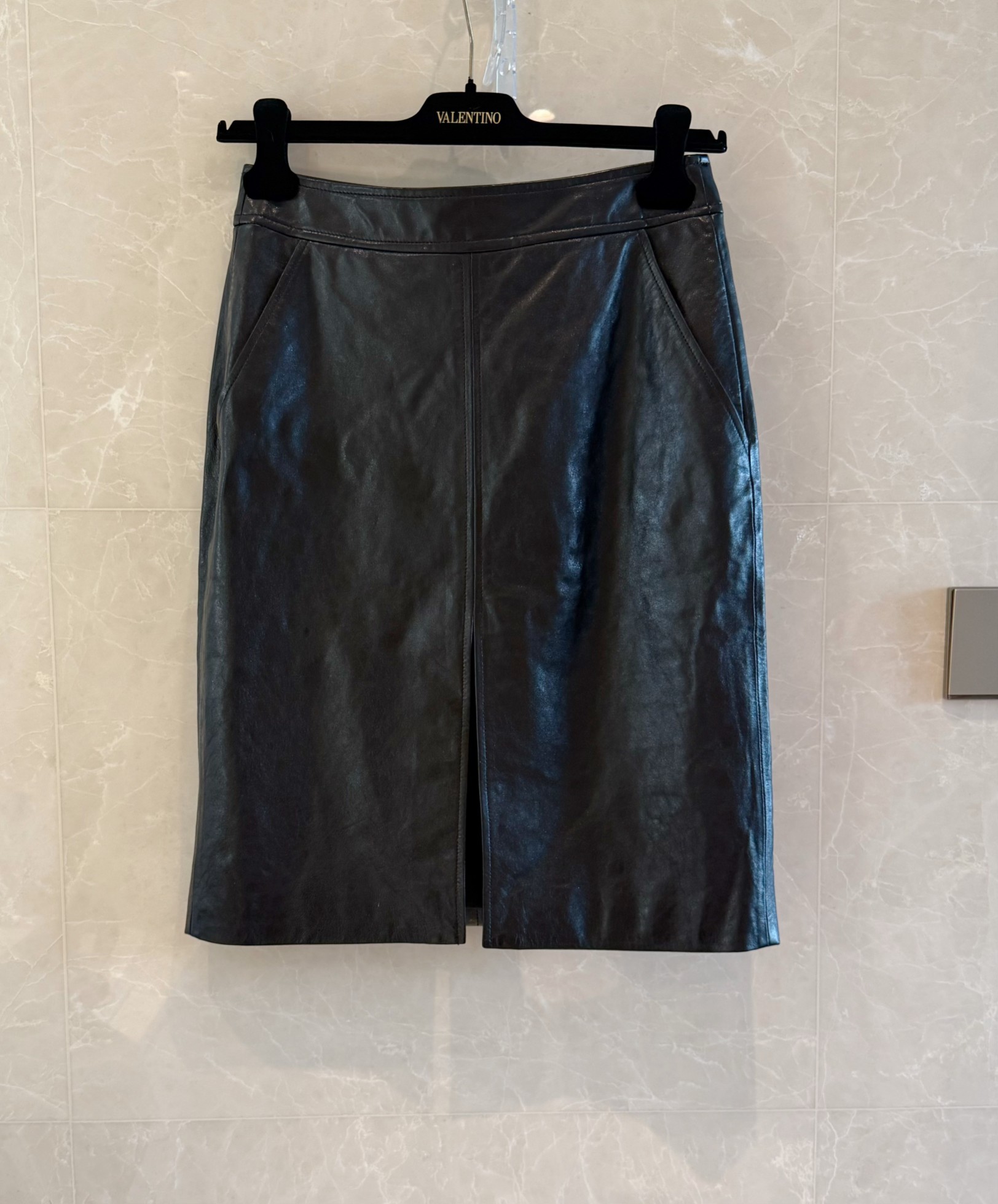 Elegant Lambskin Mini Skirt with Front Slit - Chic & Comfortable 9 a1758960336757 0160